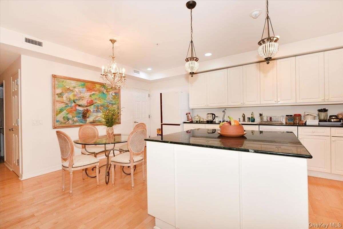 100 Harbor View Drive Unit: 630 thumbnail 7