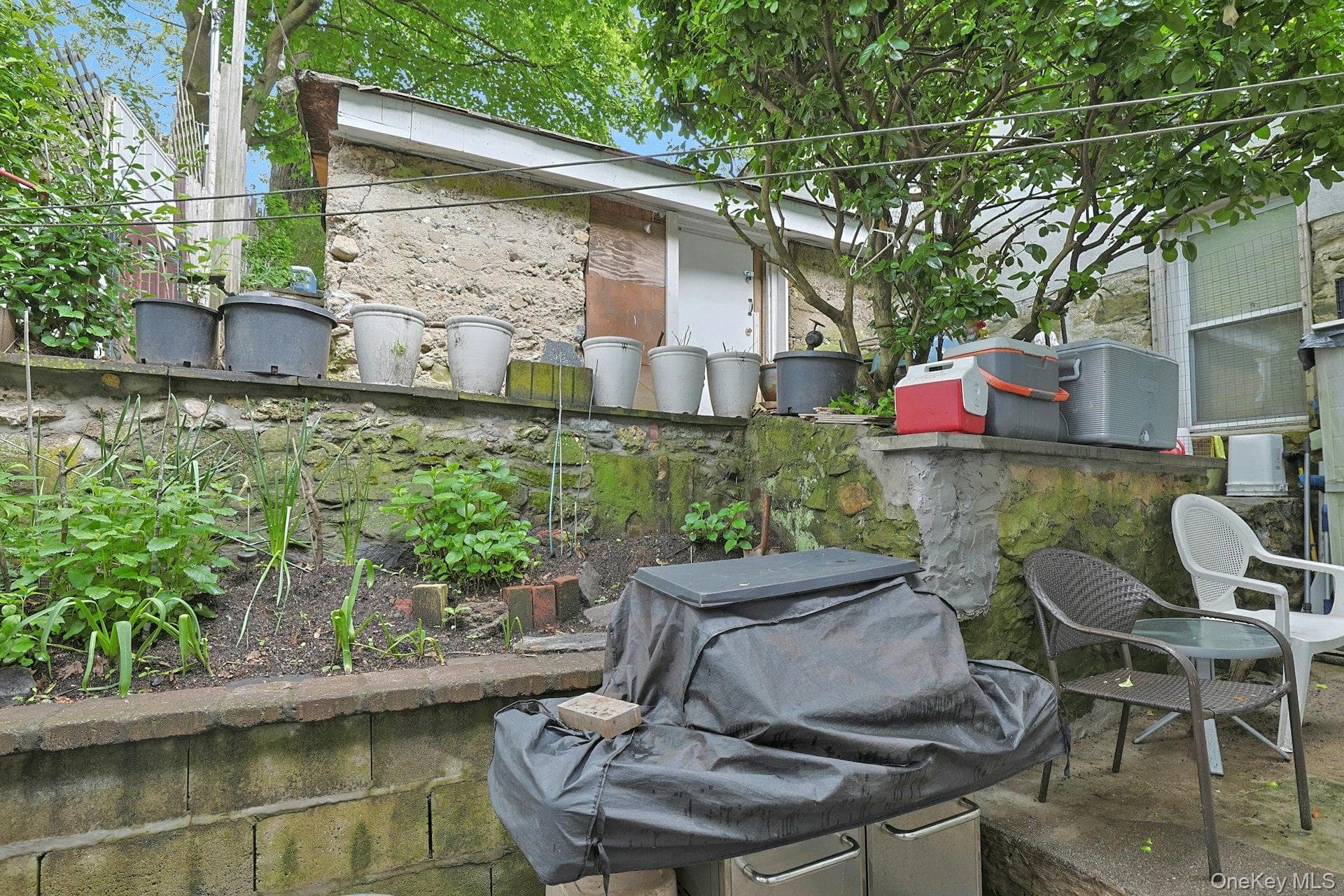 91 Ferris Avenue thumbnail 10