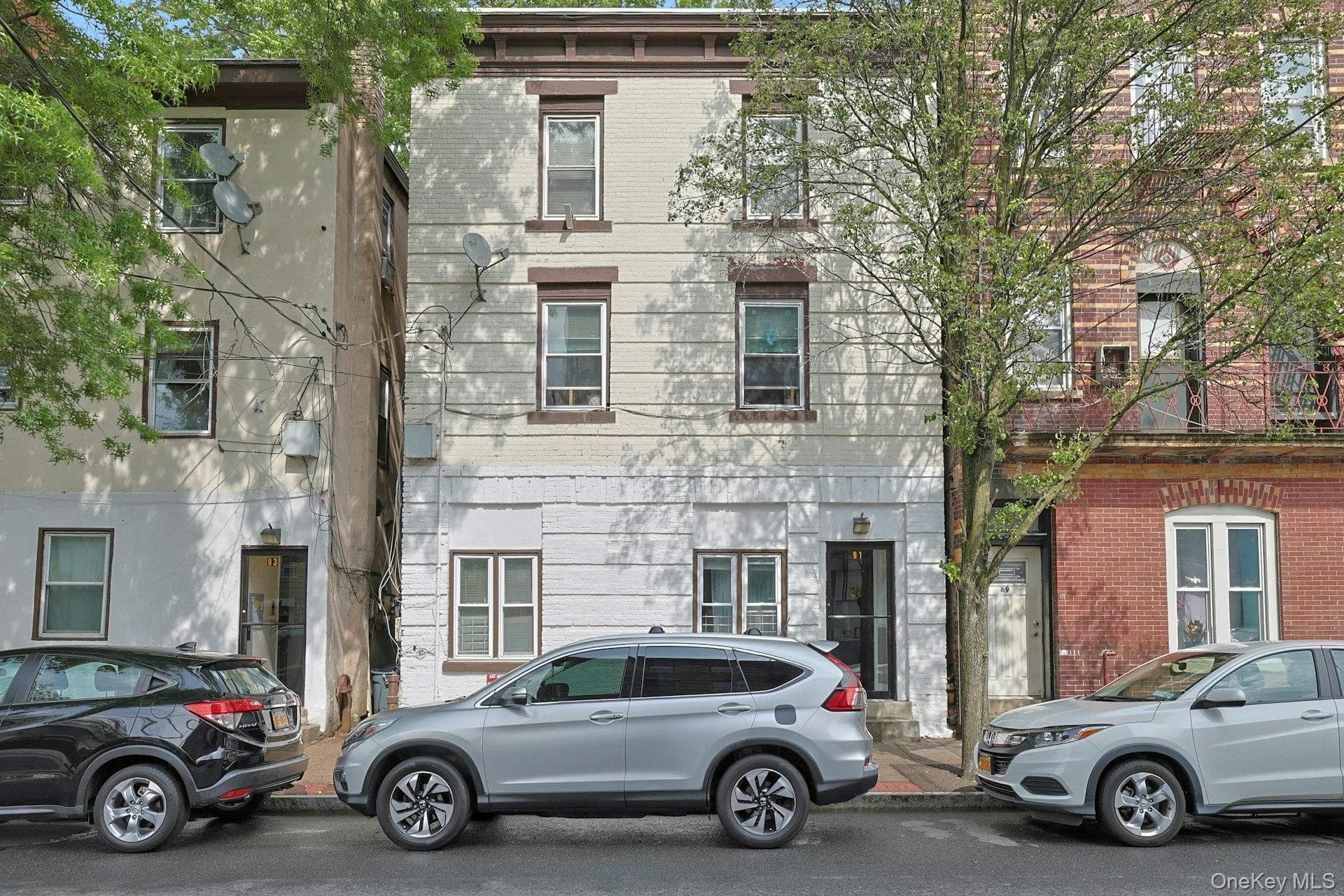 91 Ferris Avenue thumbnail 2