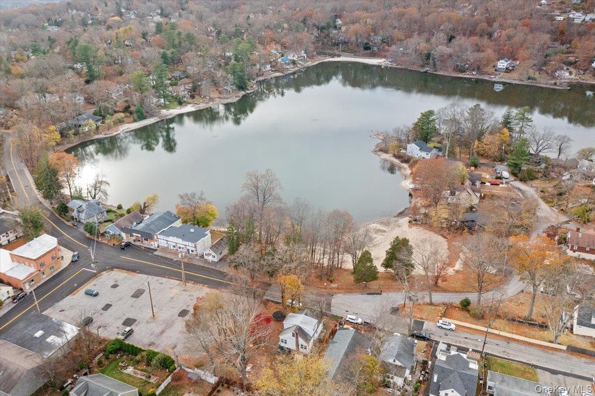 116 Lake Drive thumbnail 20