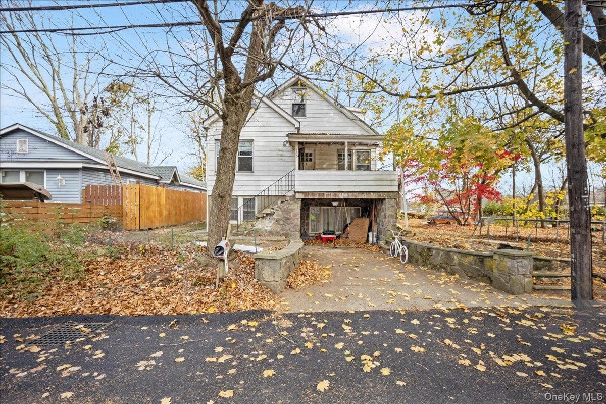 116 Lake Drive, Lake Peekskill