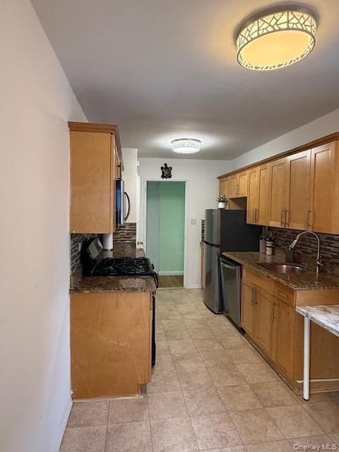 211-35 23rd Avenue Unit: 5J thumbnail 4