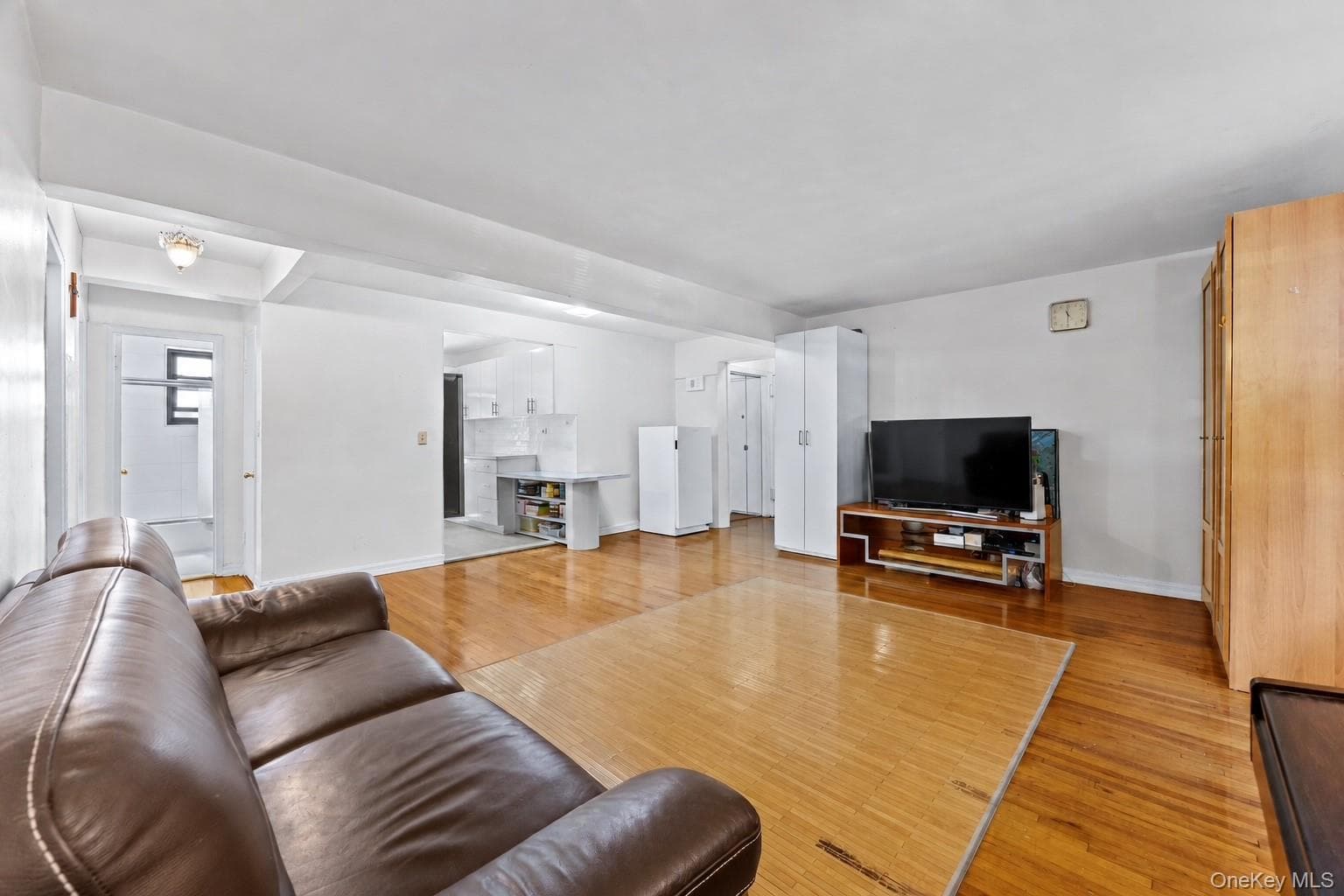 211-02 73rd Avenue Unit: 1H thumbnail 4