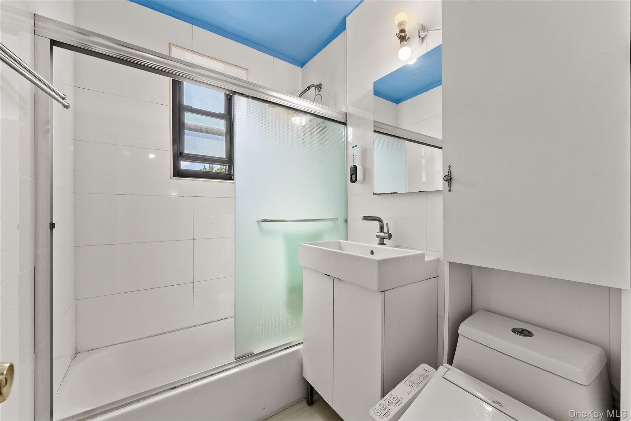 211-02 73rd Avenue Unit: 1H thumbnail 9