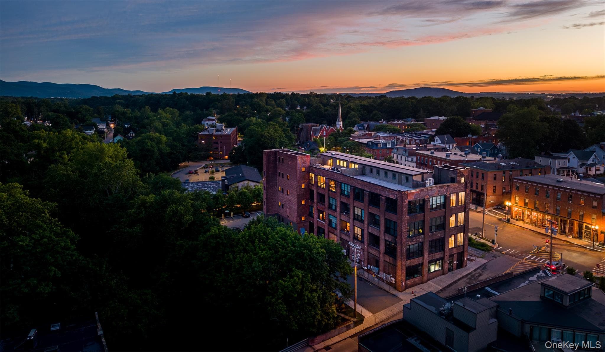 1 E Main Street Unit: 402 thumbnail 34