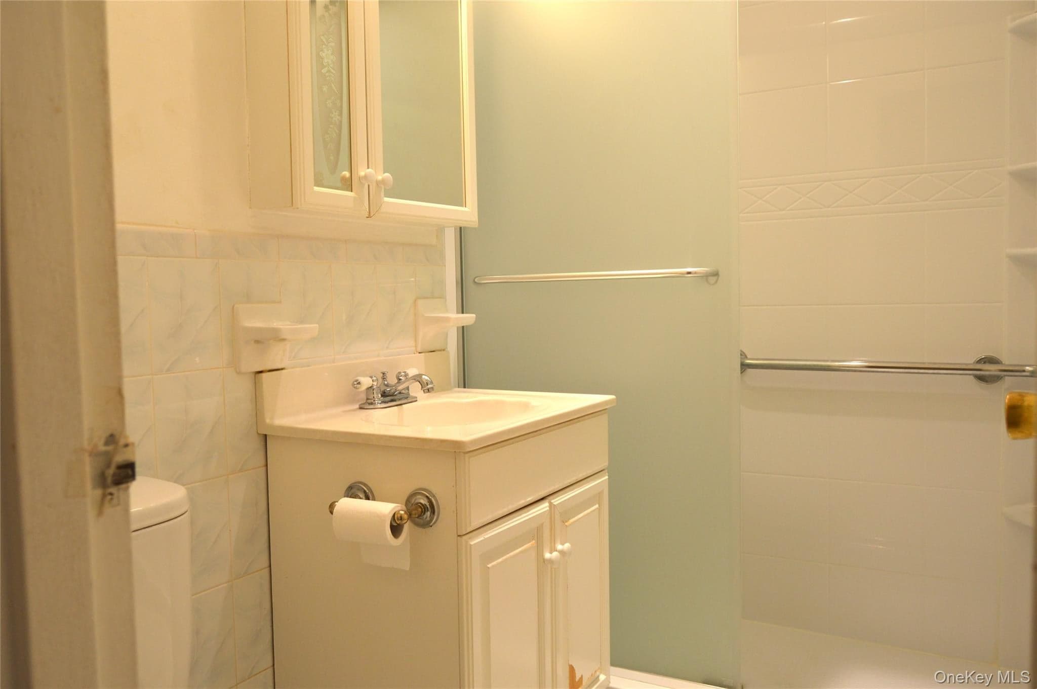 75 Noble Street Unit: 221 thumbnail 9