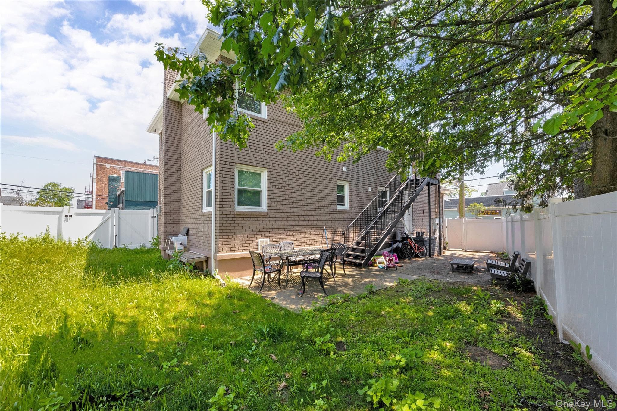 483 Merrick Road thumbnail 24