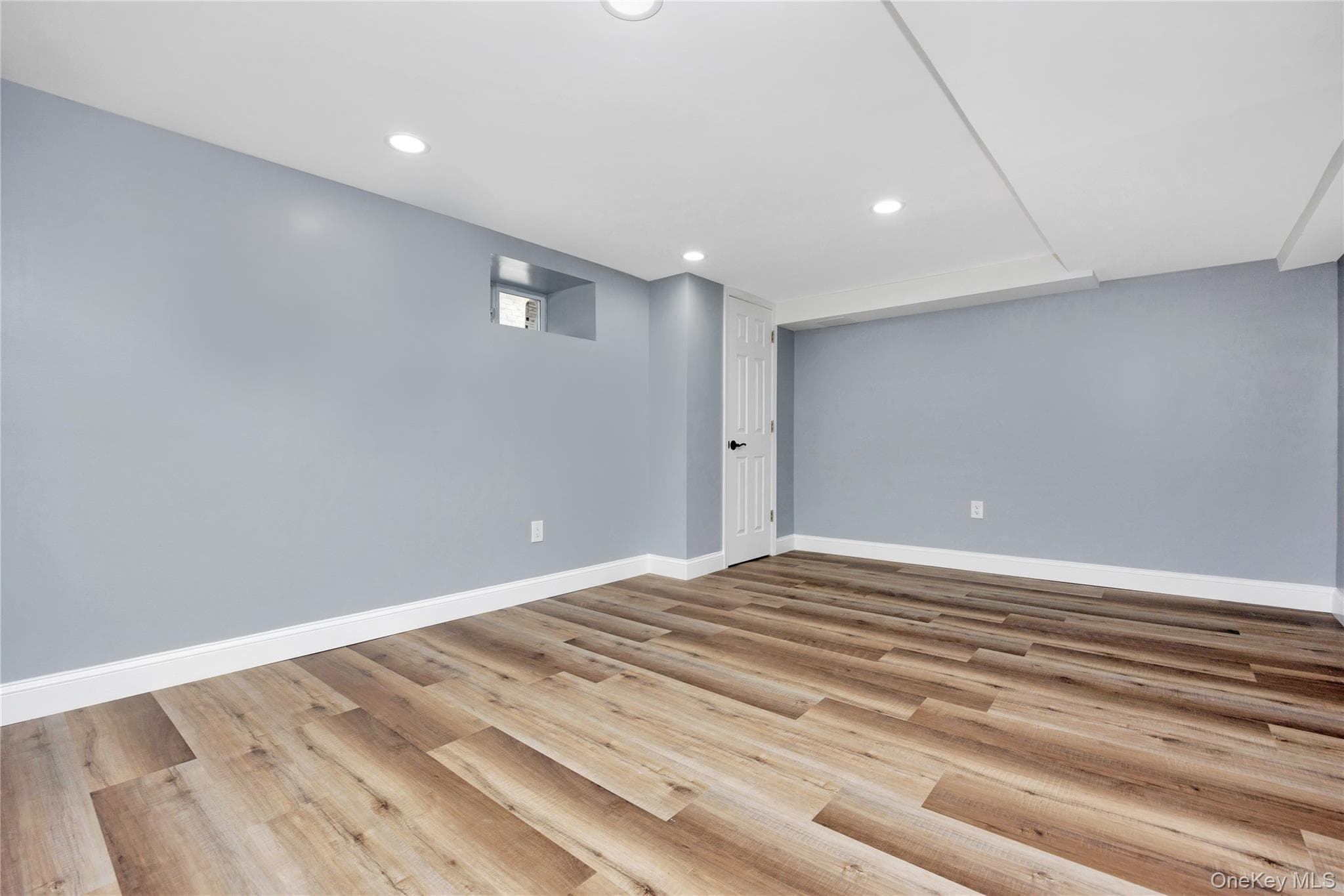 483 Merrick Road thumbnail 12