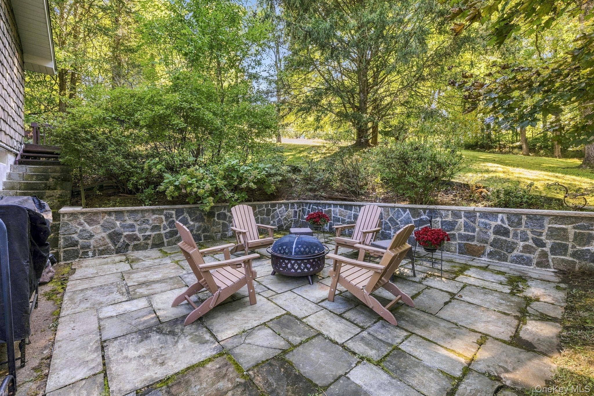 33 Virginia Lane thumbnail 11