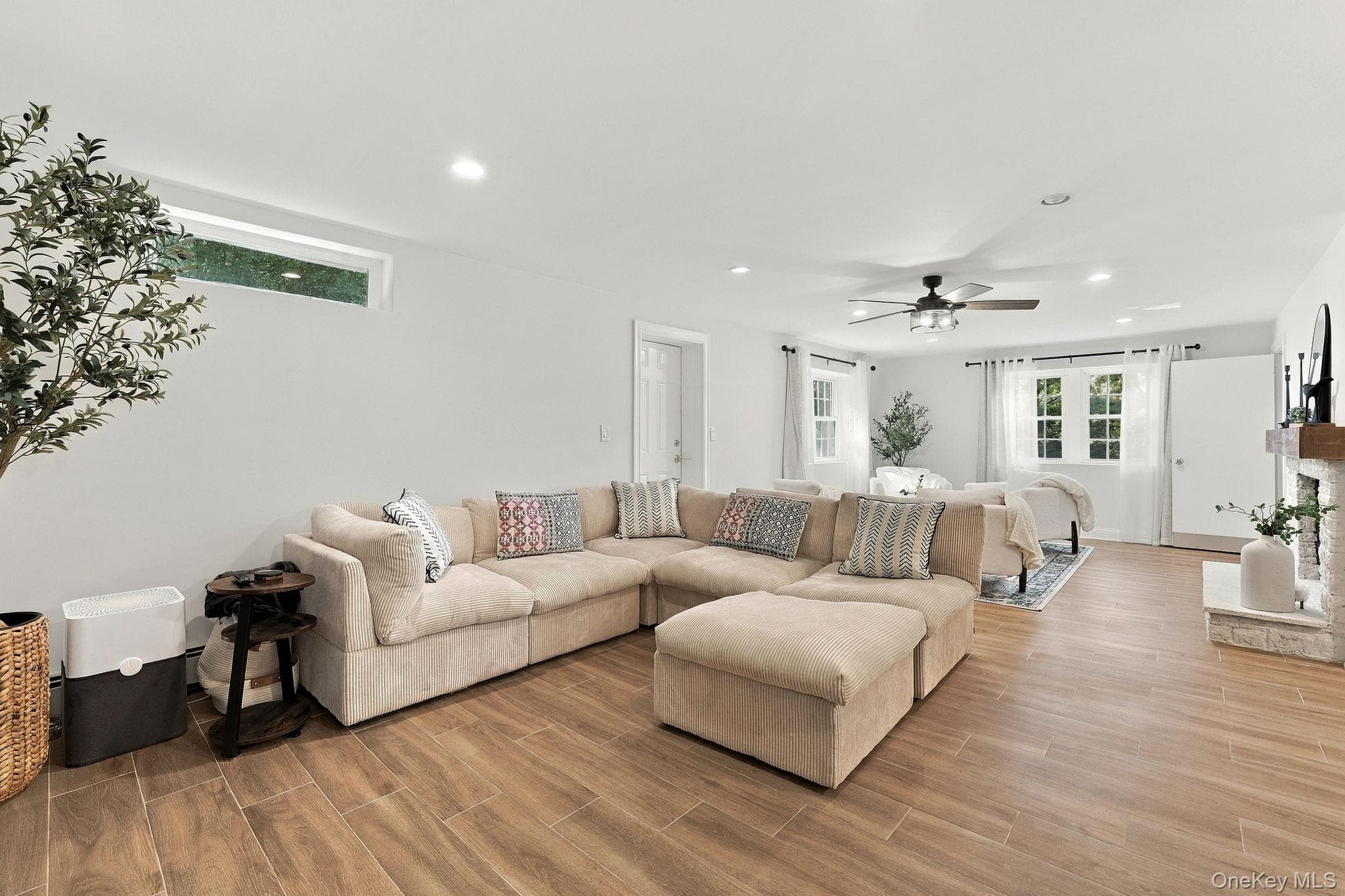 33 Virginia Lane thumbnail 9