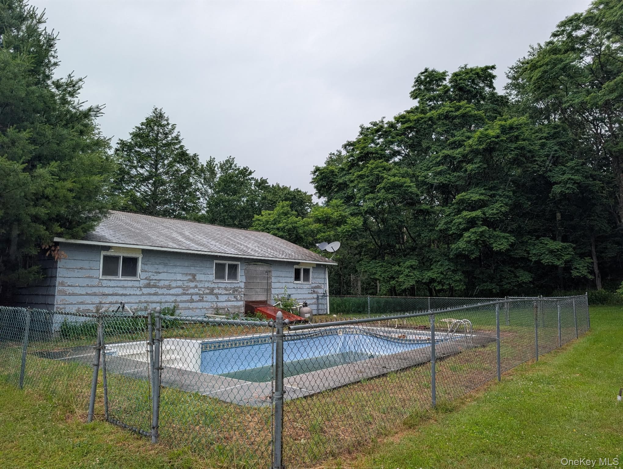 196 Gabriel Road thumbnail 3