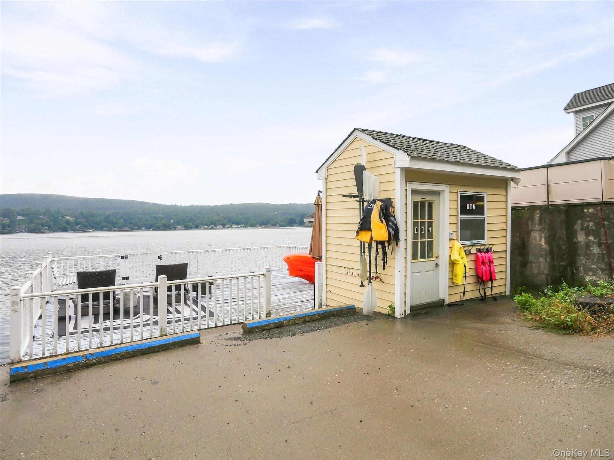 107 Lake Shore Road thumbnail 21