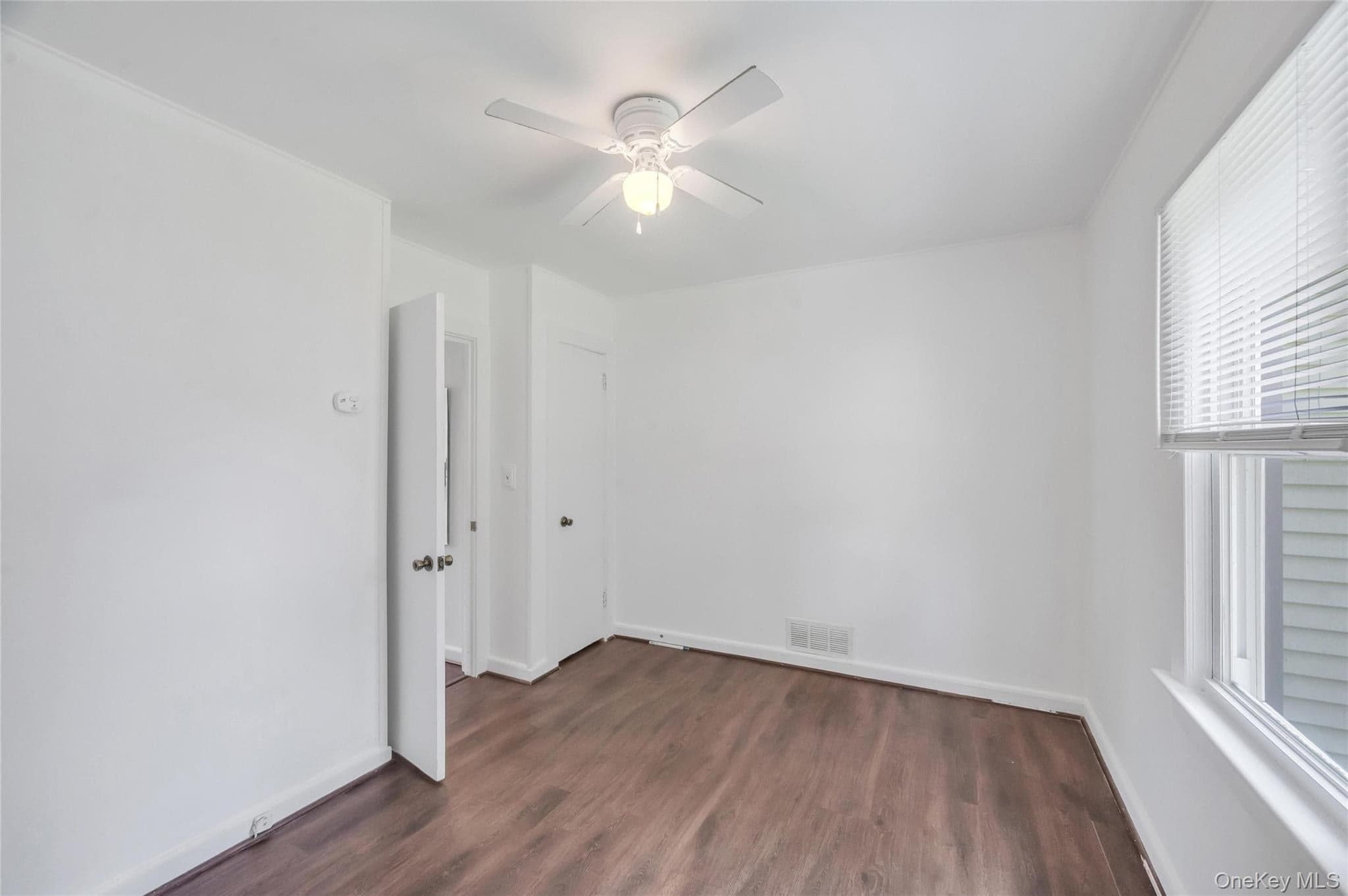 34 Shore Drive thumbnail 31