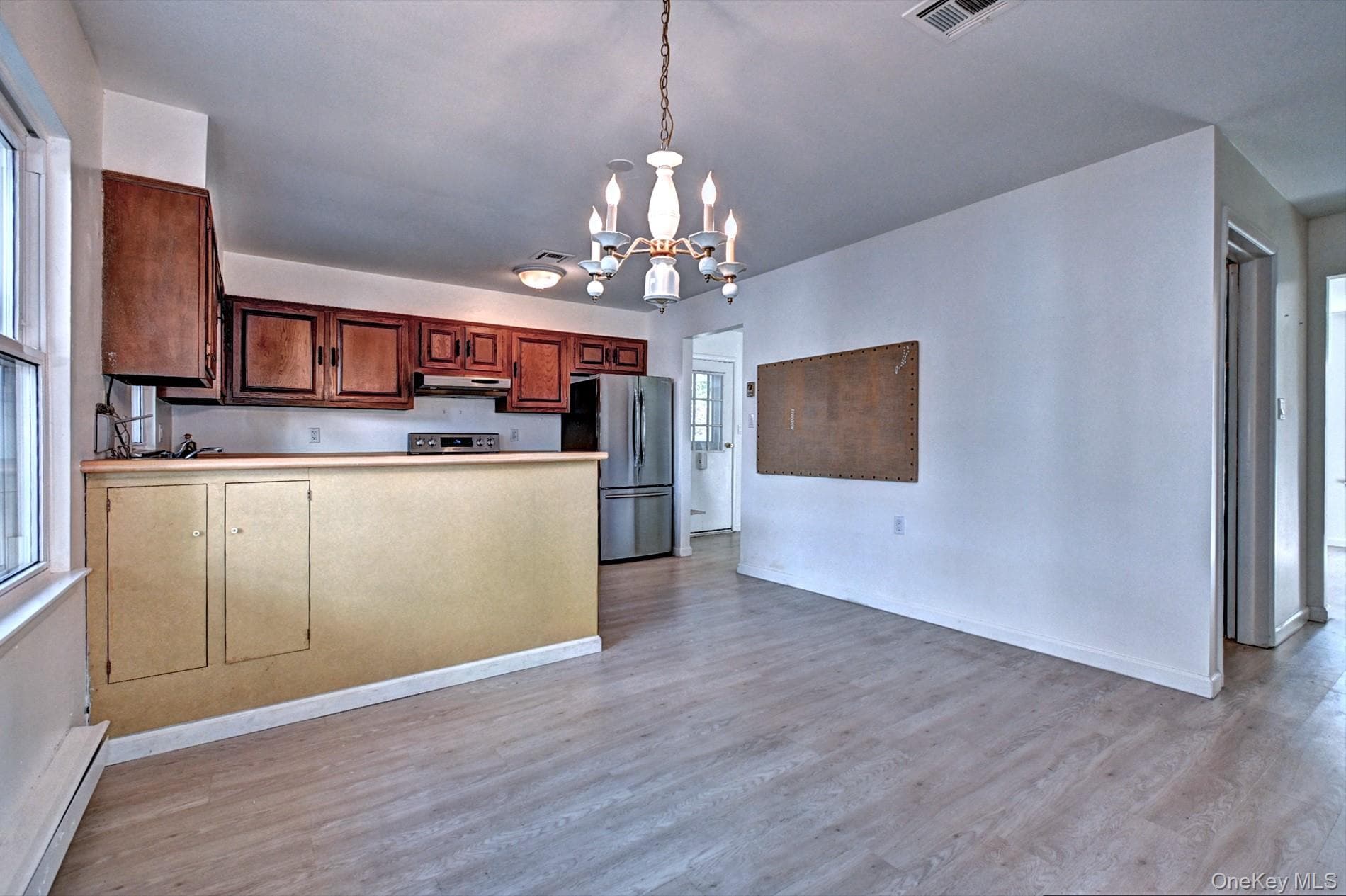 177 Canterbury Drive thumbnail 21