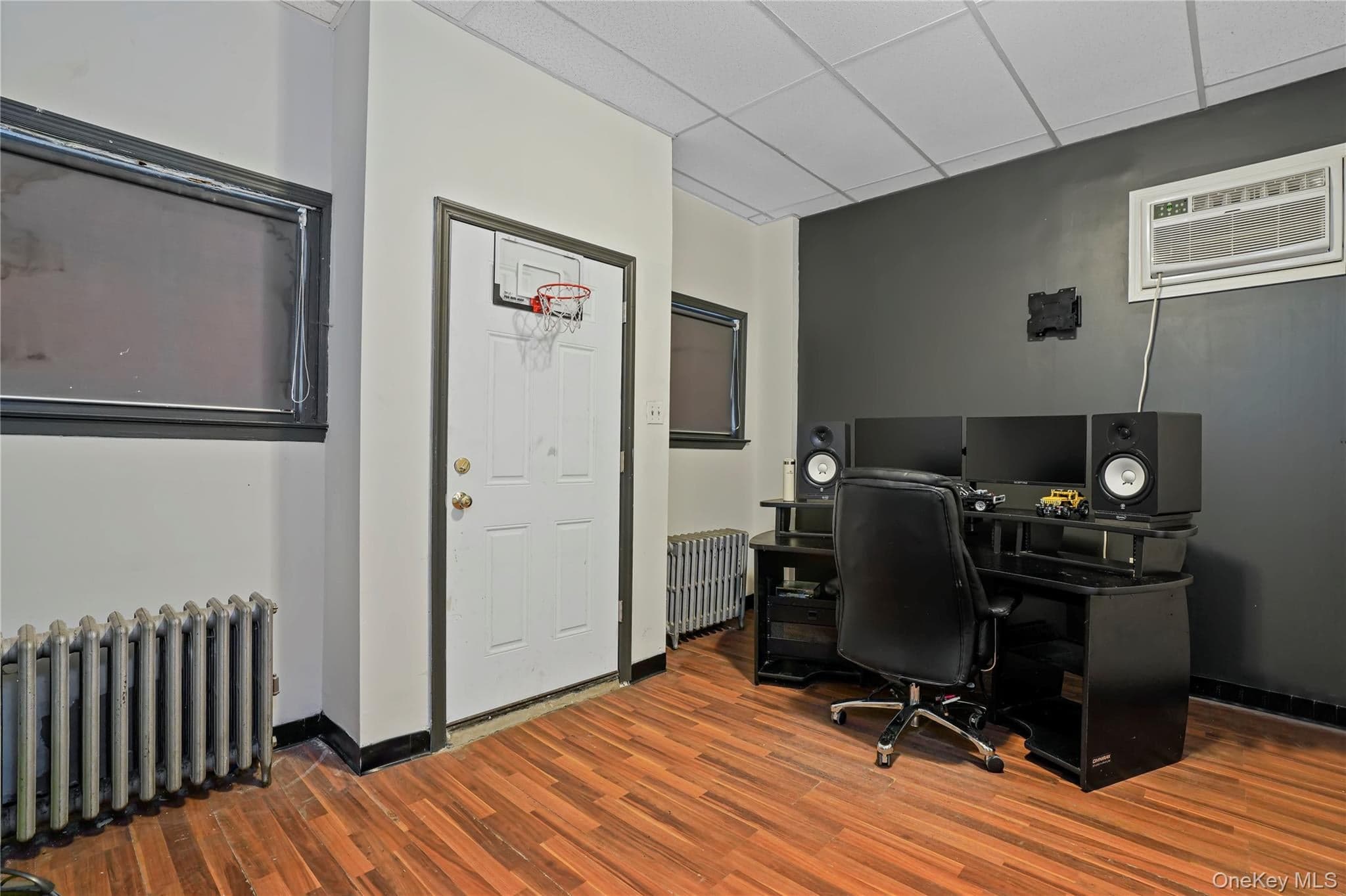629 E 183rd Street thumbnail 7