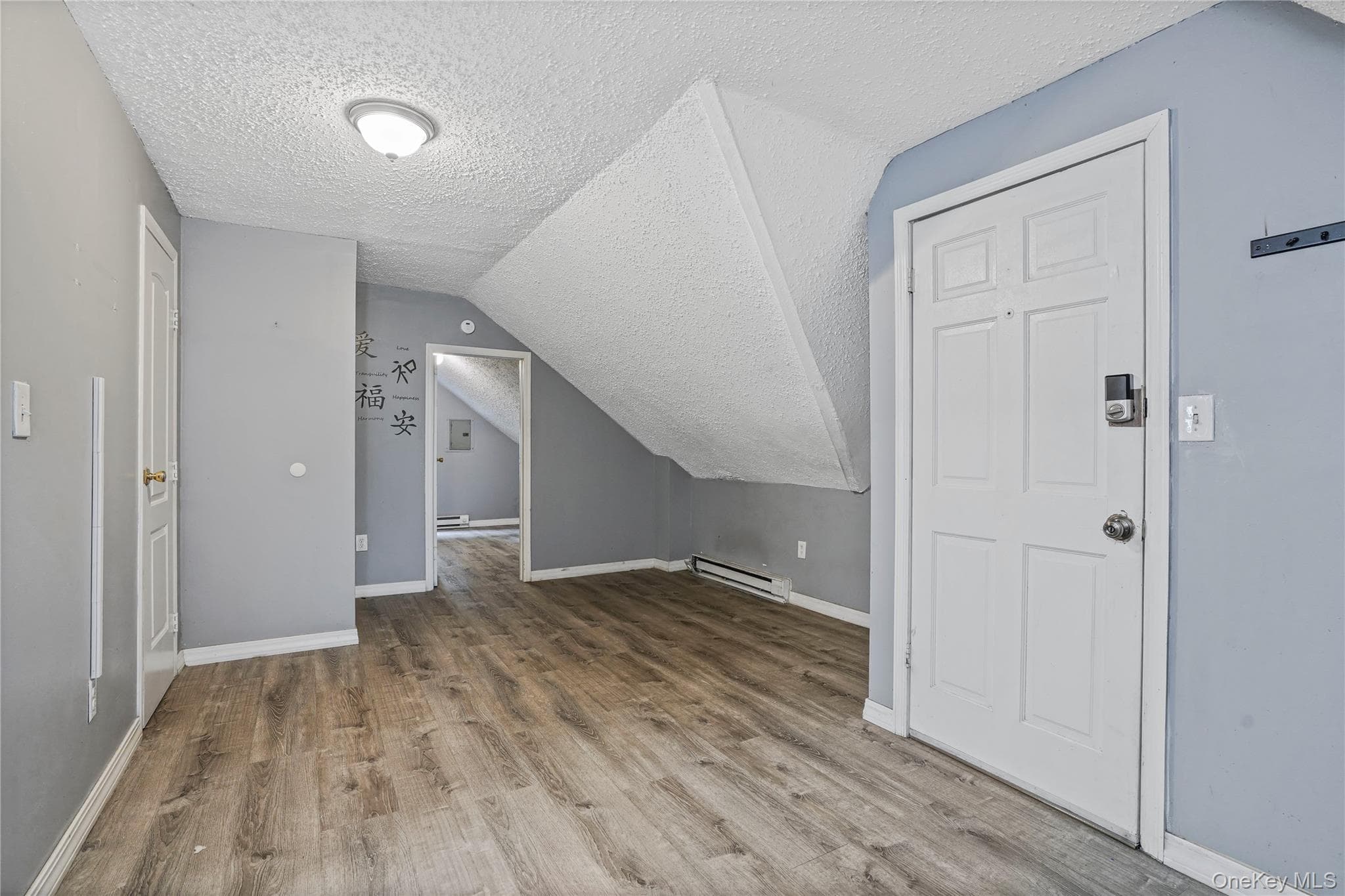 629 E 183rd Street thumbnail 33