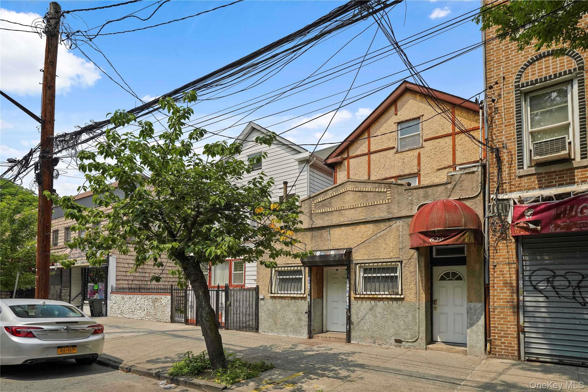 629 E 183rd Street thumbnail 2