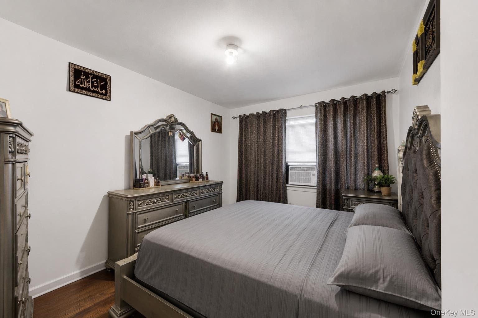 453 E 181 Street thumbnail 15
