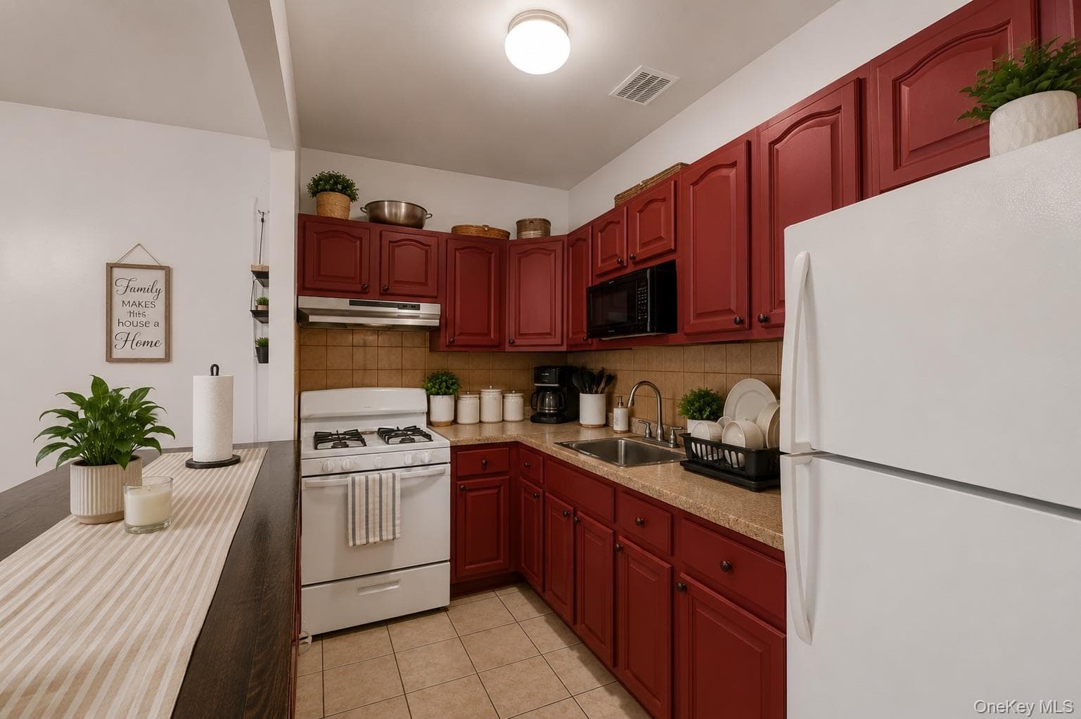 453 E 181 Street thumbnail 21