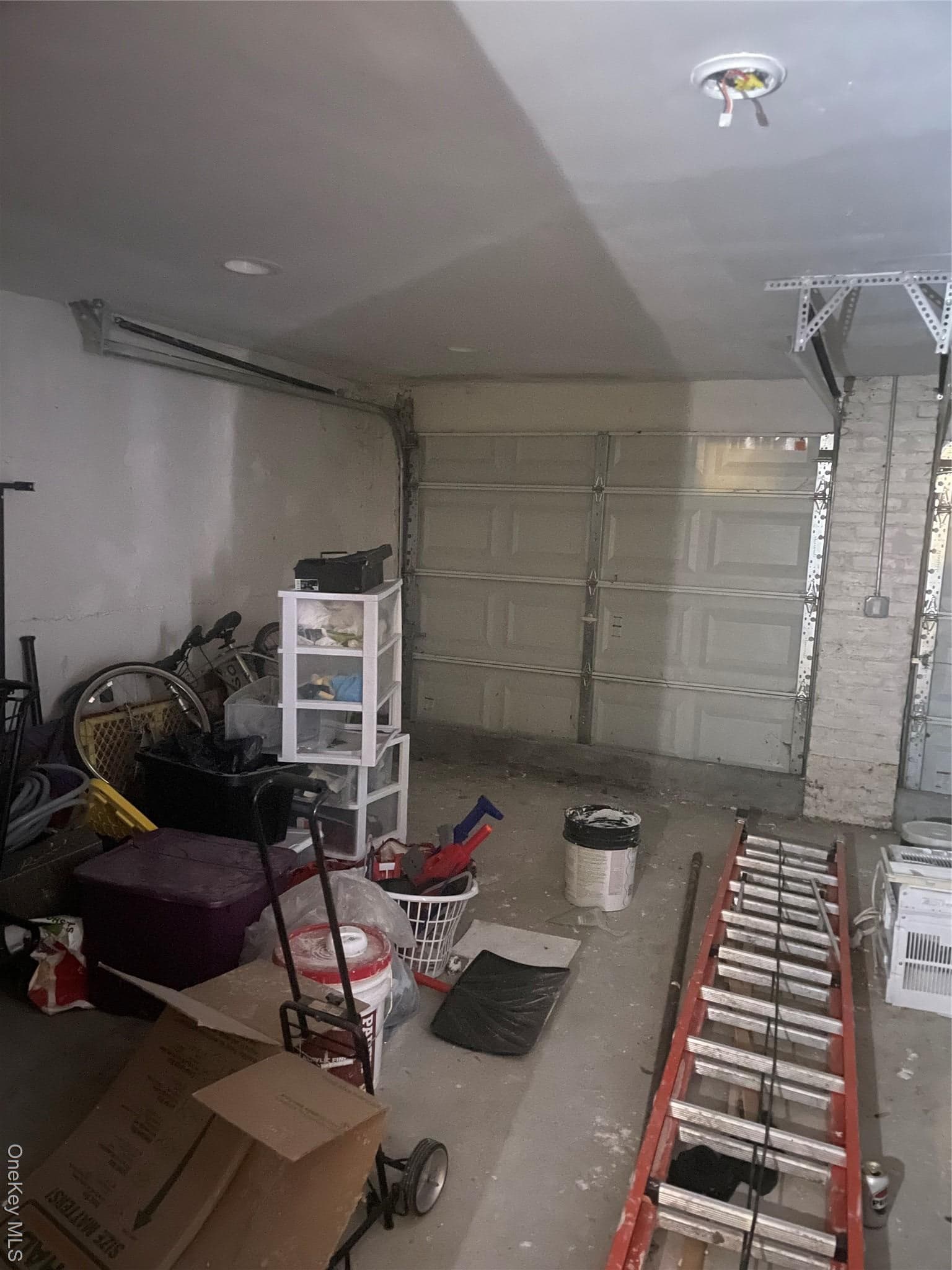 3418 Irwin Avenue thumbnail 17