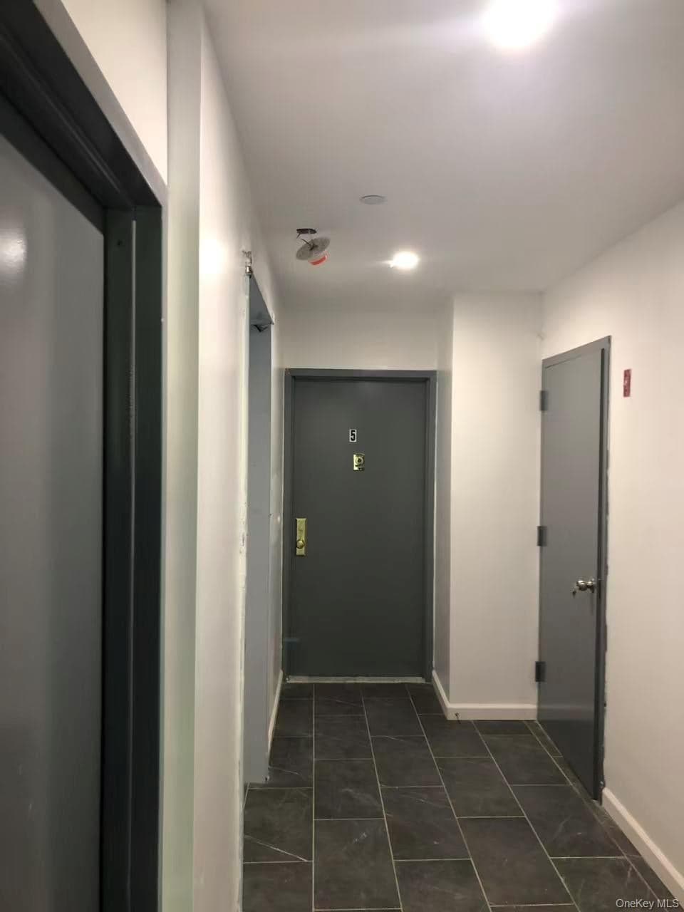 134-40 Blossom Avenue thumbnail 7