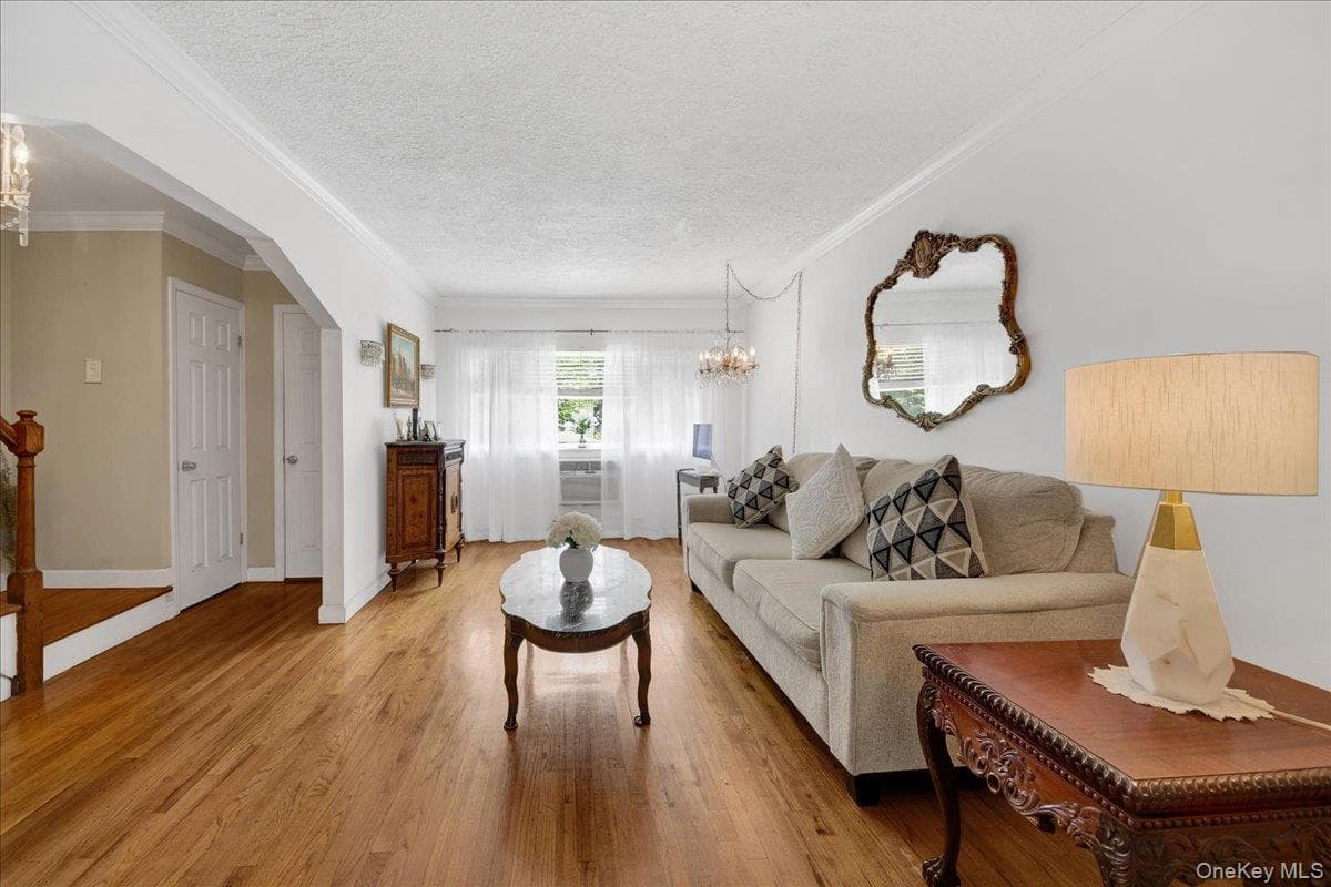 2521 Hollers Avenue thumbnail 5