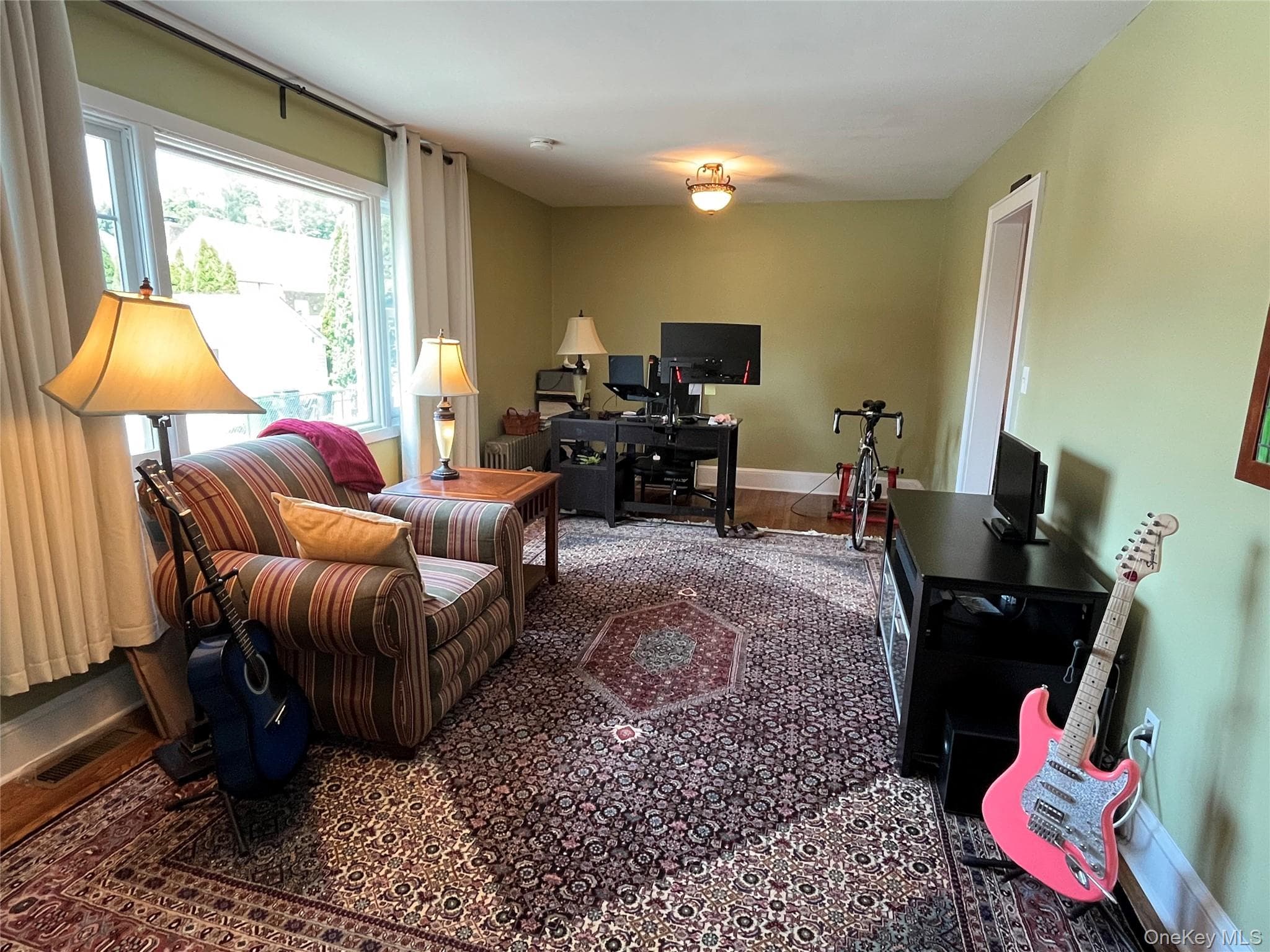 10 Vine Street thumbnail 11