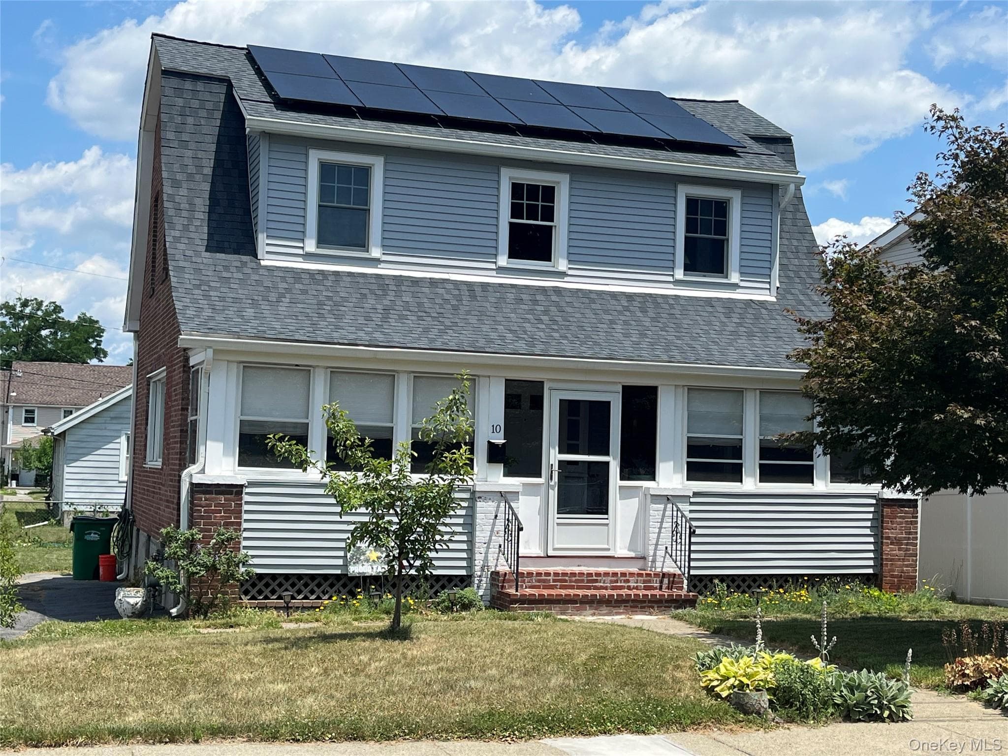 10 Vine Street photo 1