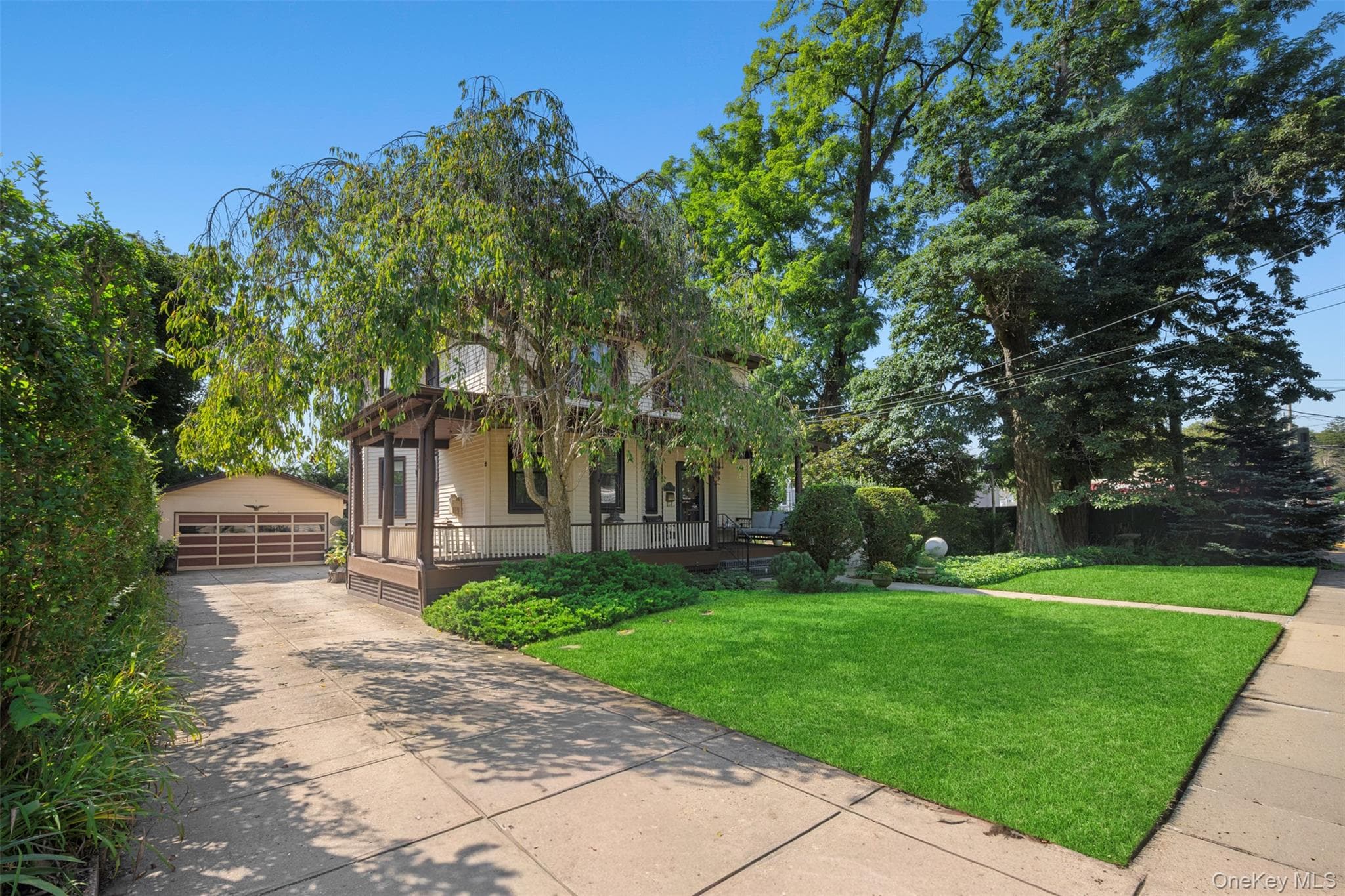 78 Warner Avenue thumbnail 2