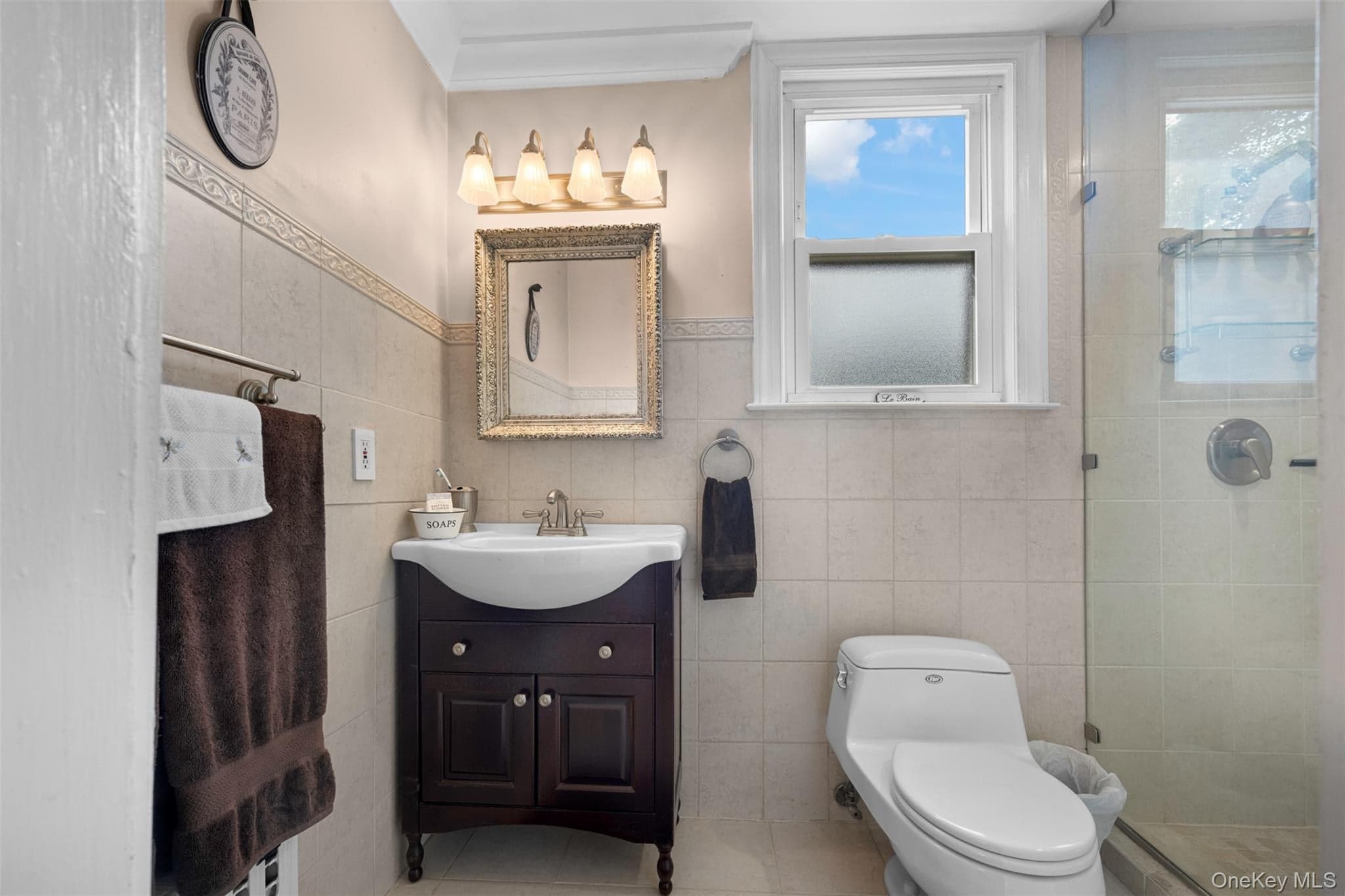 78 Warner Avenue thumbnail 35