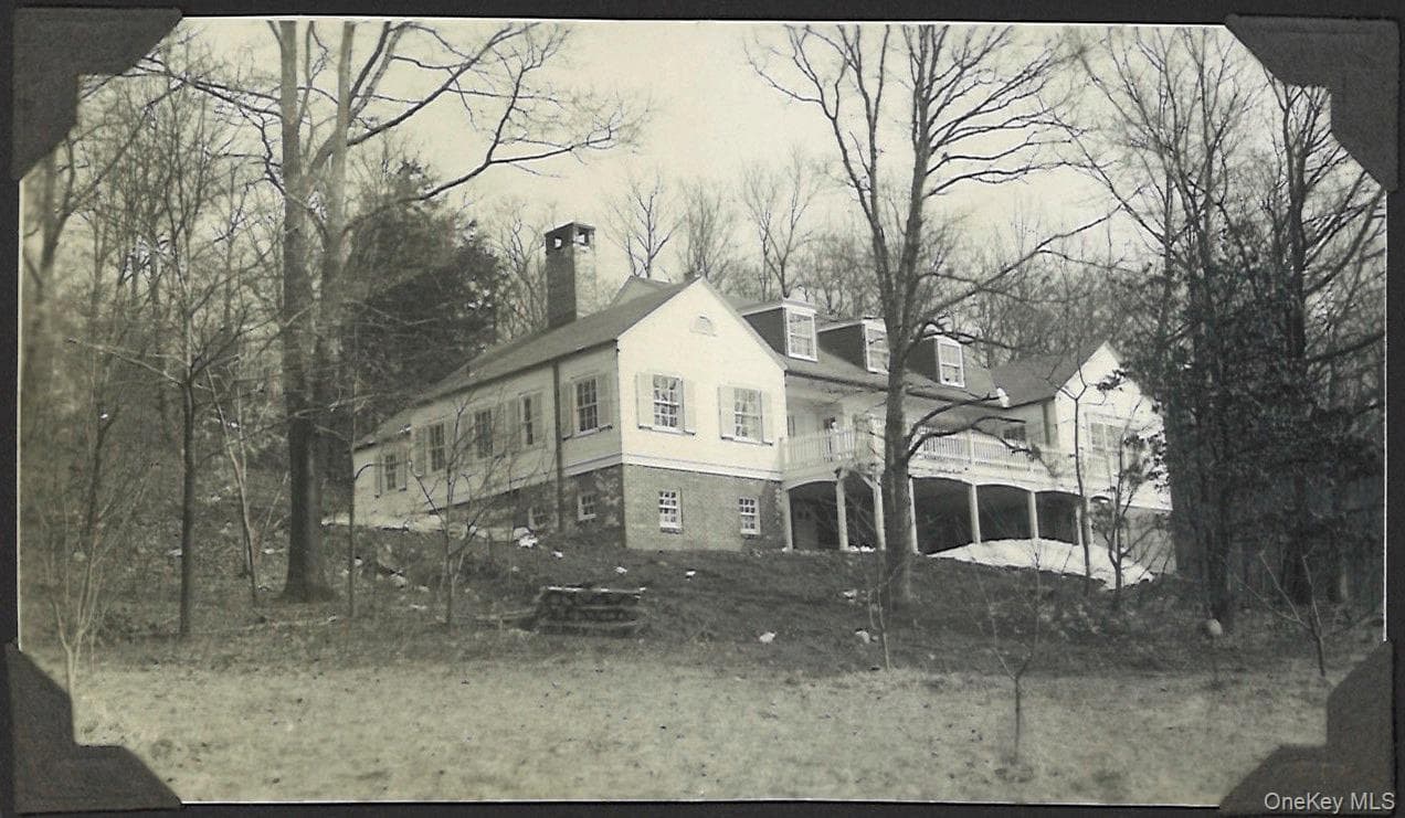 982 Bradley Parkway thumbnail 47