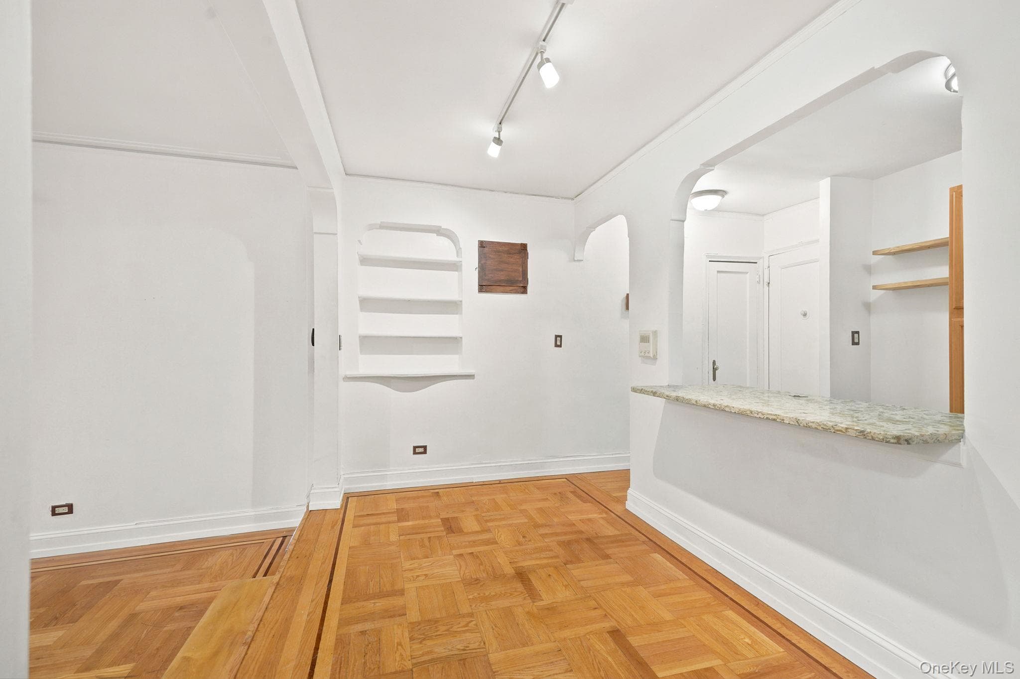 2160 Bronx Park Unit: 6J thumbnail 6
