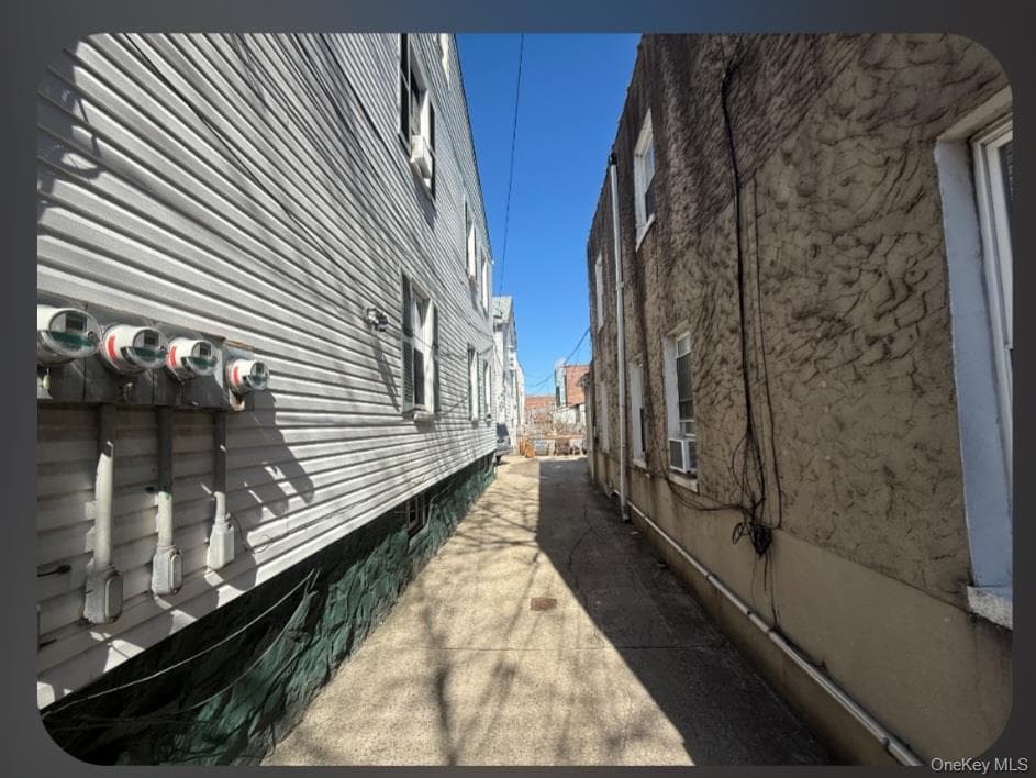 10309 Corona Avenue thumbnail 3