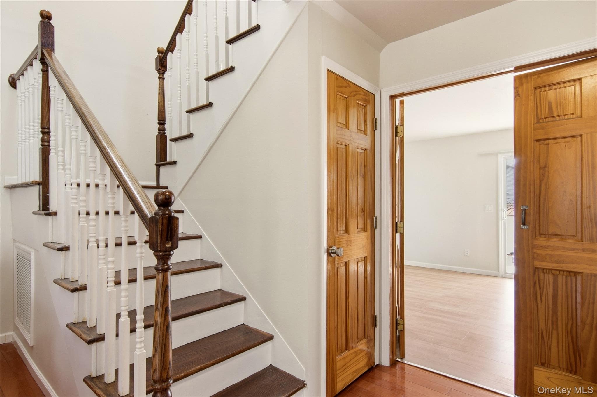 109 Gordon Avenue thumbnail 20