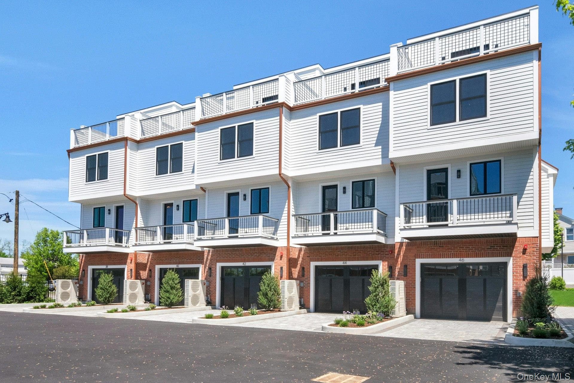 40 Andrews Lane thumbnail 2