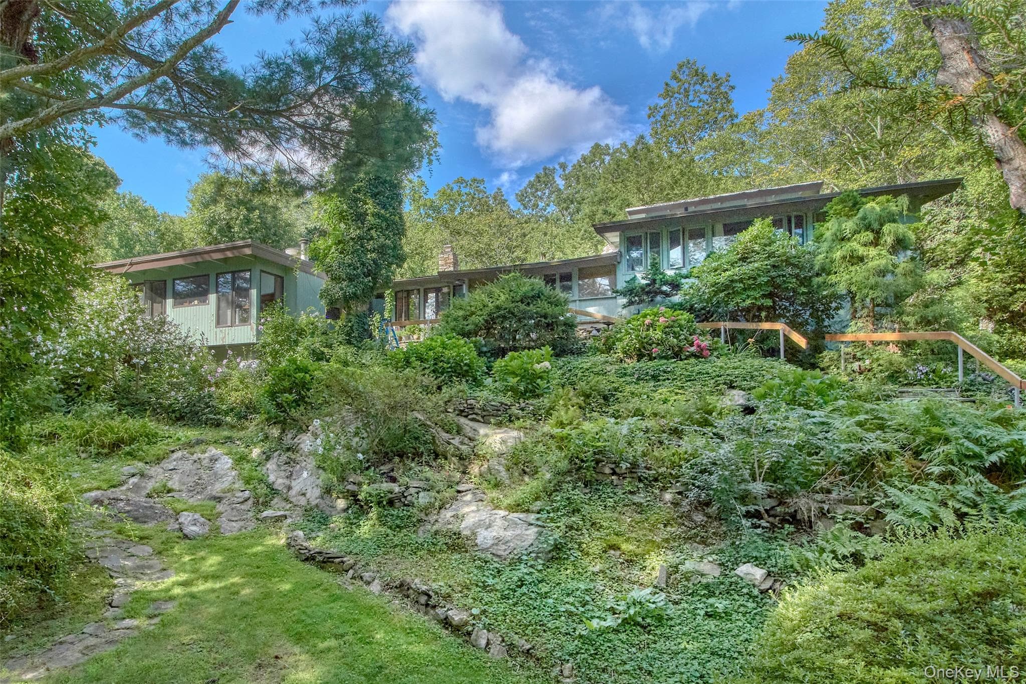 35 Saxon Woods RD thumbnail 2