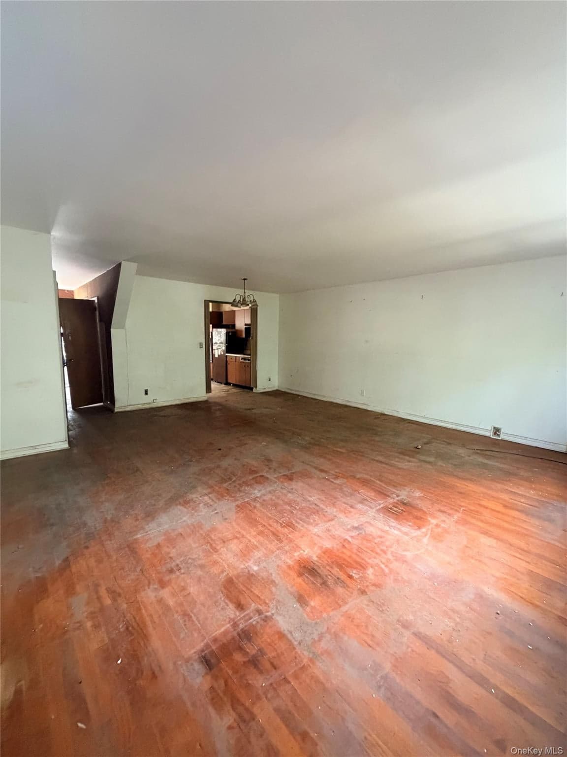 4200 E Tremont Avenue thumbnail 6