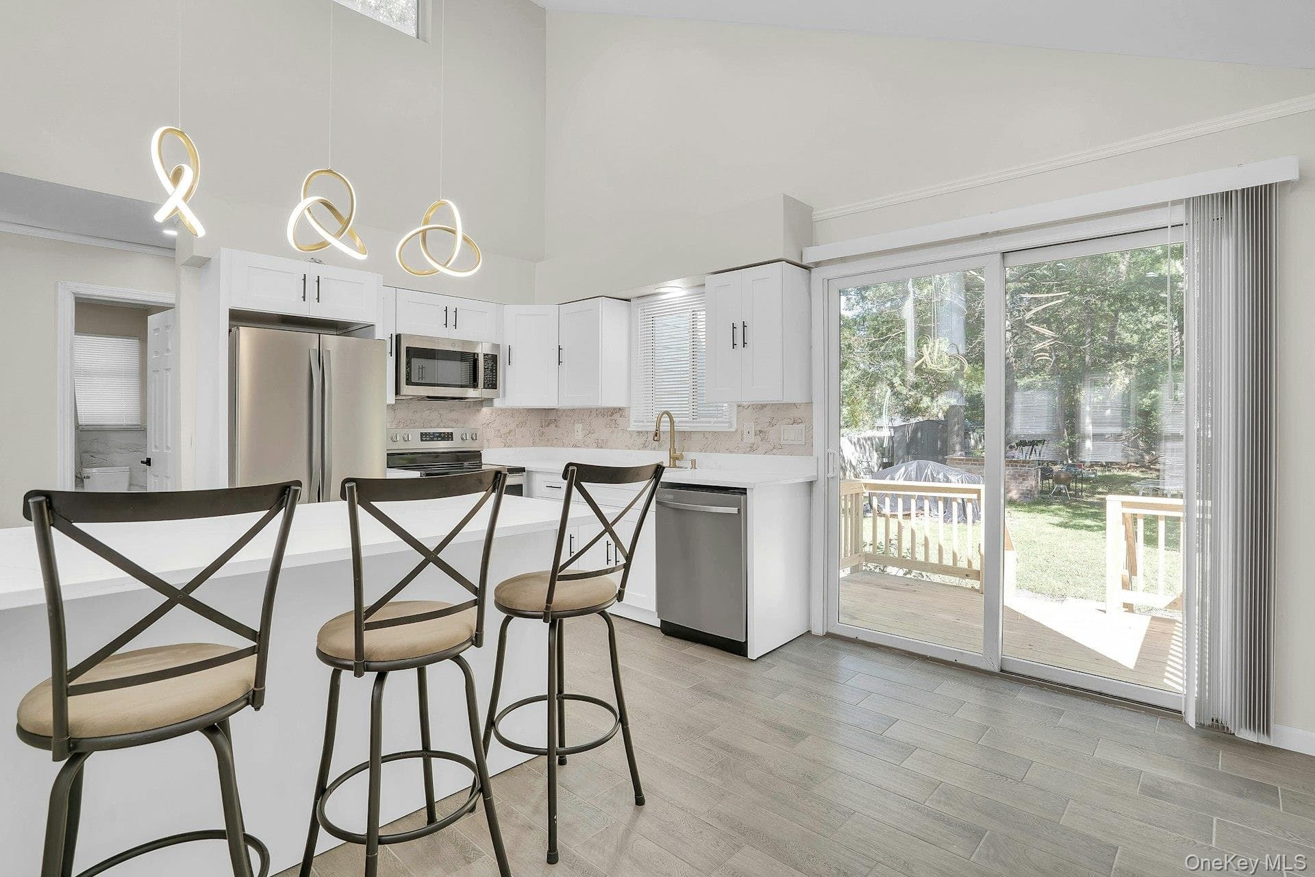 130 Auborn Avenue thumbnail 14