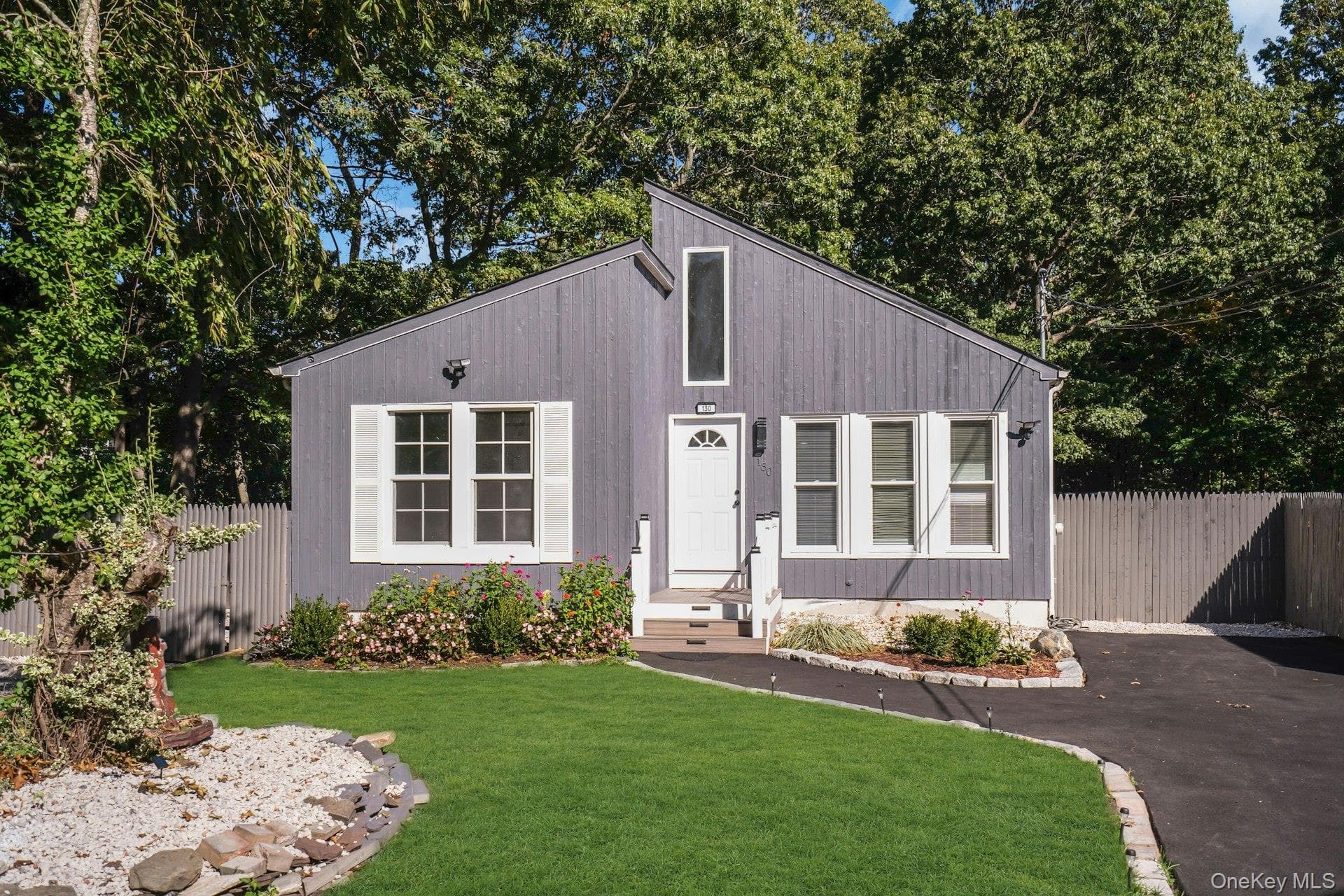 130 Auborn Avenue thumbnail 3