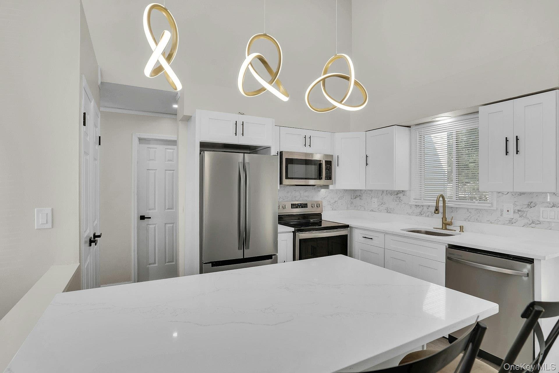 130 Auborn Avenue thumbnail 20