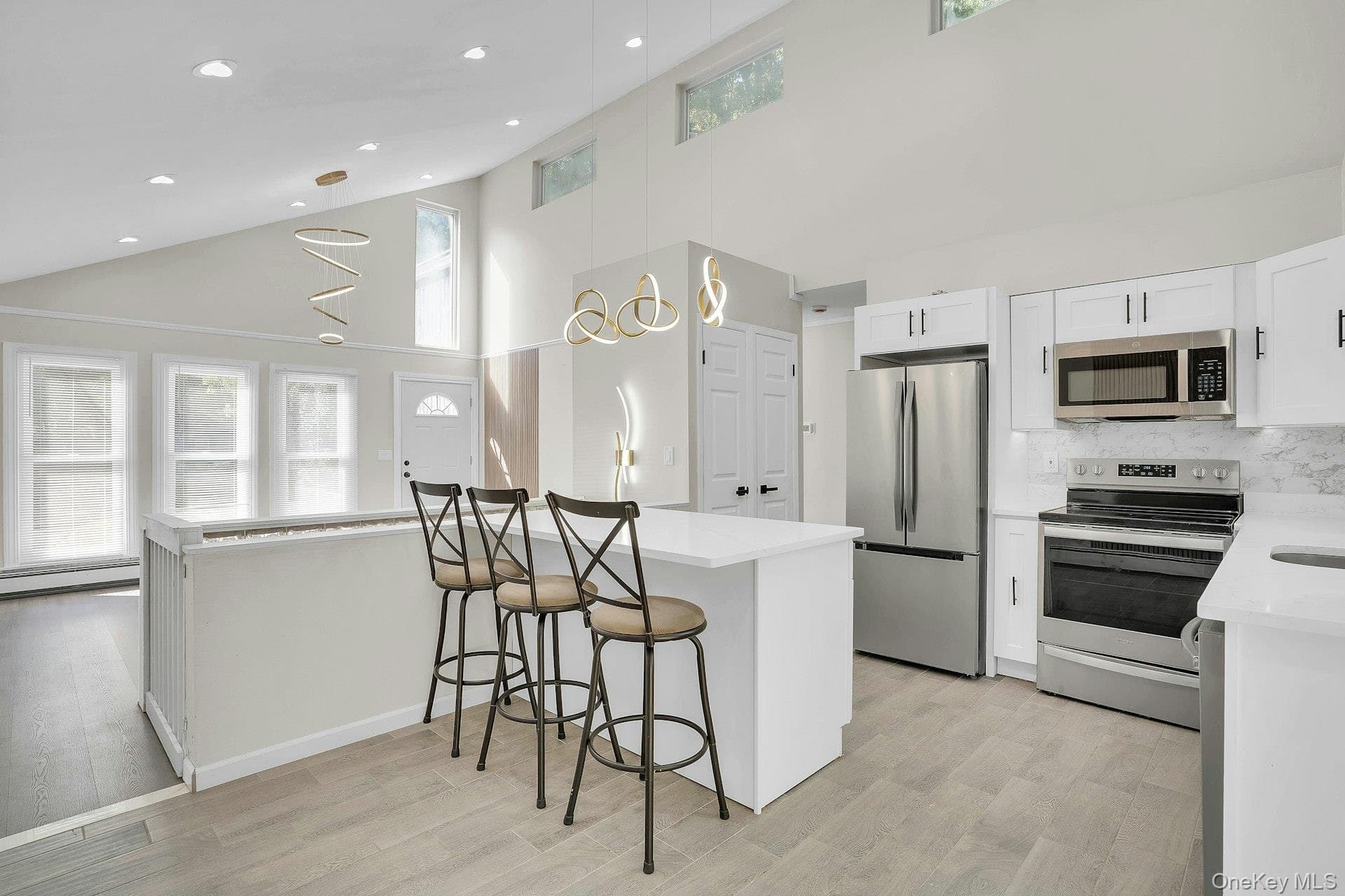 130 Auborn Avenue thumbnail 15