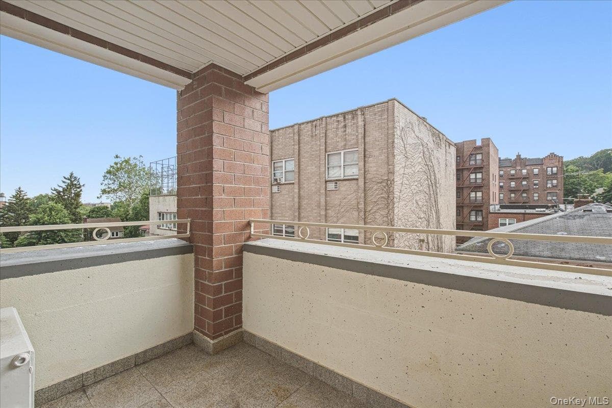 83-75 117th Street Unit: 4D thumbnail 14