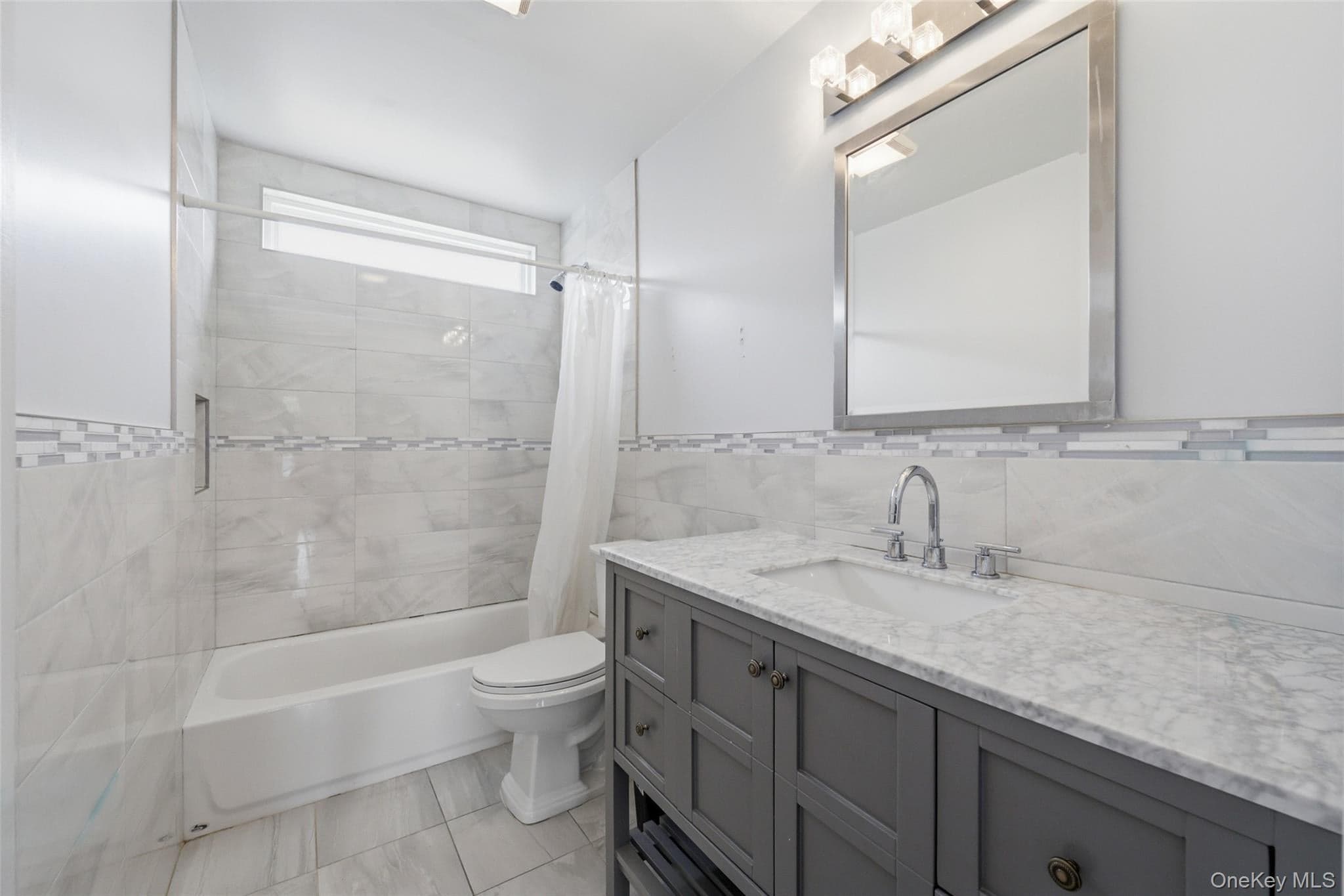 105 Wadsworth Avenue thumbnail 12
