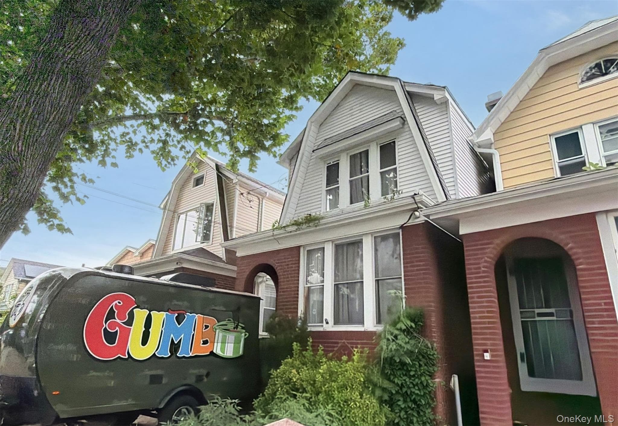 1099 E 43rd Street thumbnail 3