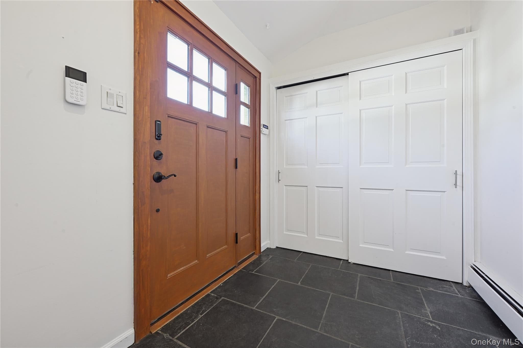 109 Longworth Avenue thumbnail 4