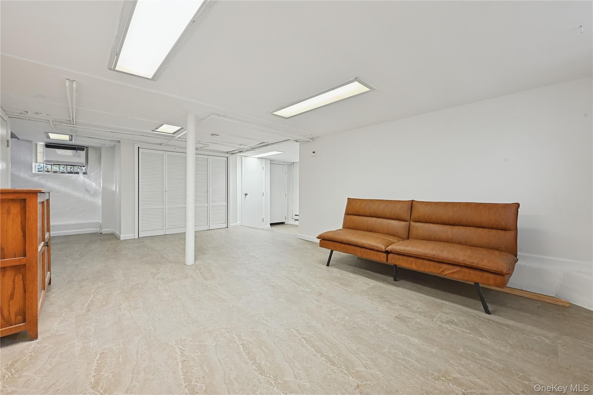 109 Longworth Avenue thumbnail 23