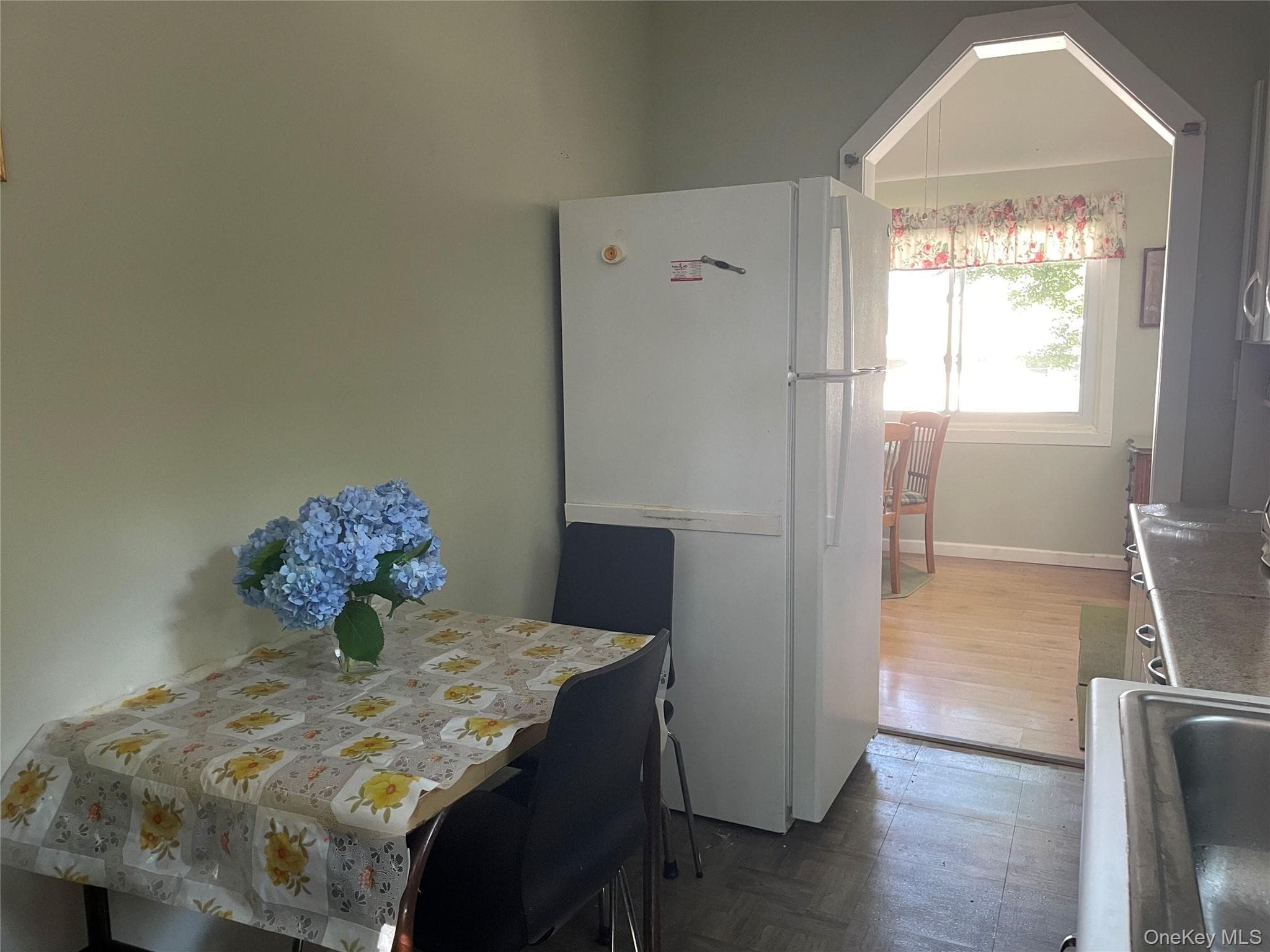3155 Lexington Avenue Unit: 14 thumbnail 17