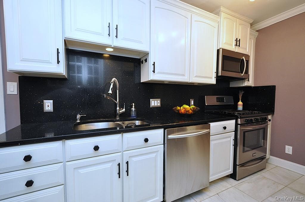 280 Bronxville Road Unit: 4O, Bronxville