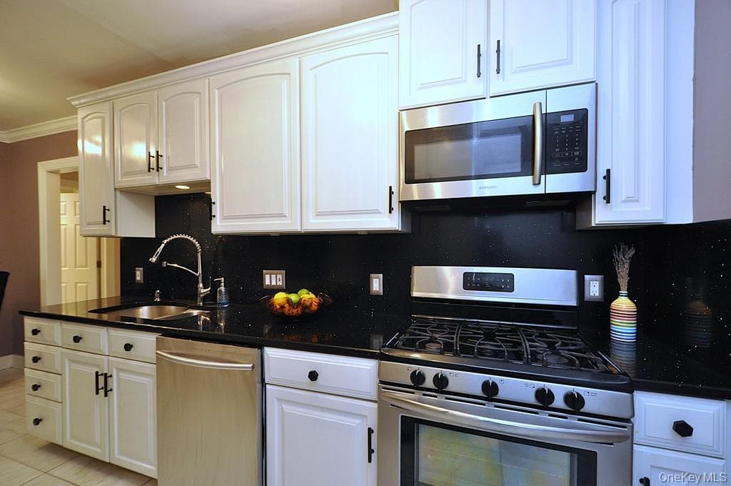 280 Bronxville Road Unit: 4O thumbnail 8