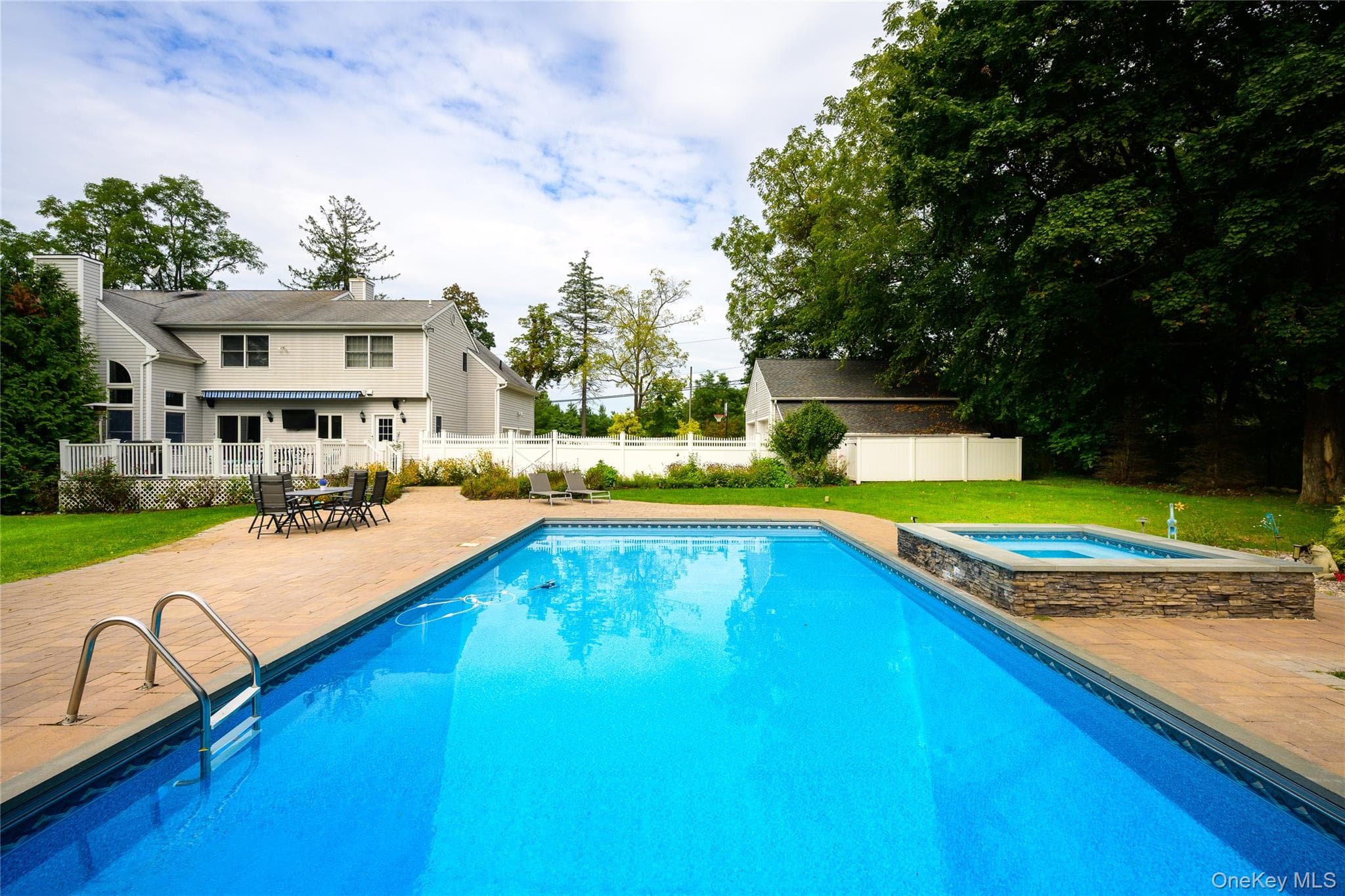 14 Windsor Road thumbnail 42